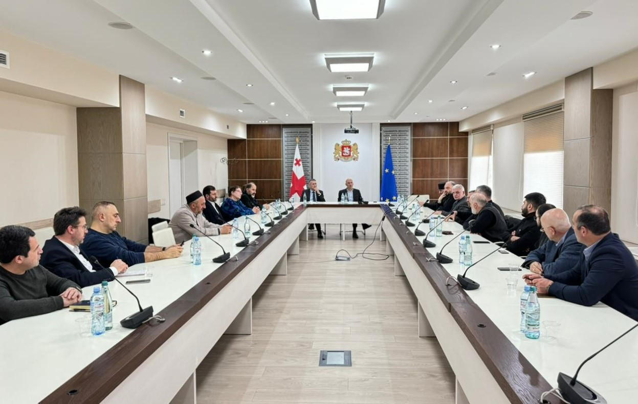 მთავრობის ადმინისტრაციაში ინტერრელიგიური სათათბირო შეიკრიბა