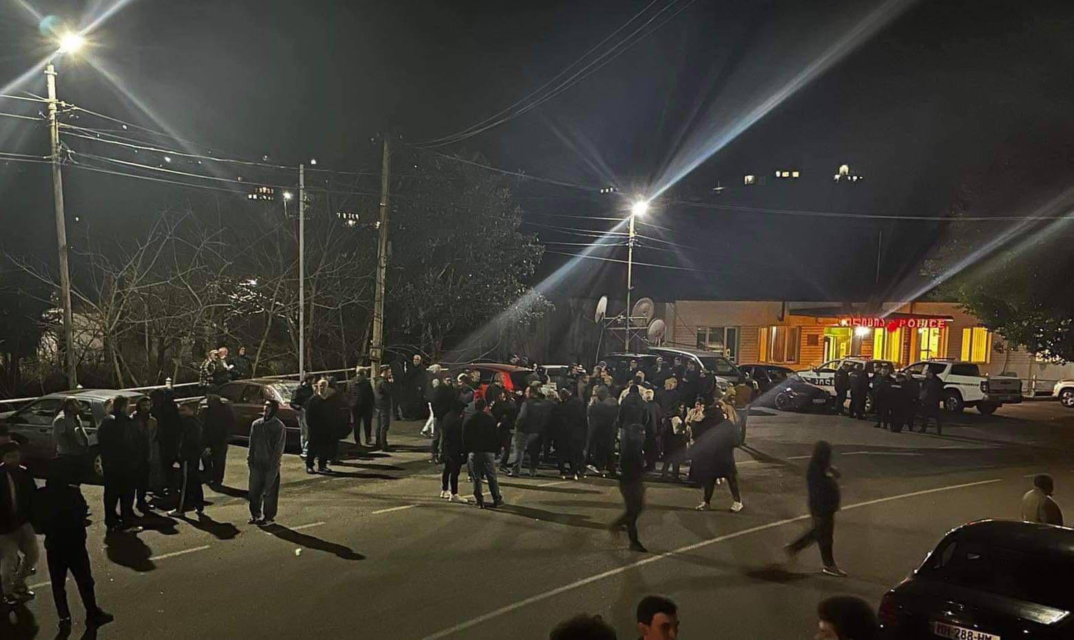ხელვაჩაურში, სოფელ ახალშენში კარიერულ სამუშაოებს აპროტესტებენ