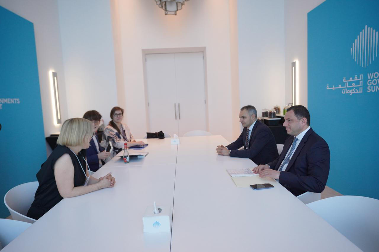 დუბაიში სამუშაო ვიზიტის ფარგლებში გიორგი ამილახვარმა ესტონელ კოლეგასთან შეხვედრა გამართა