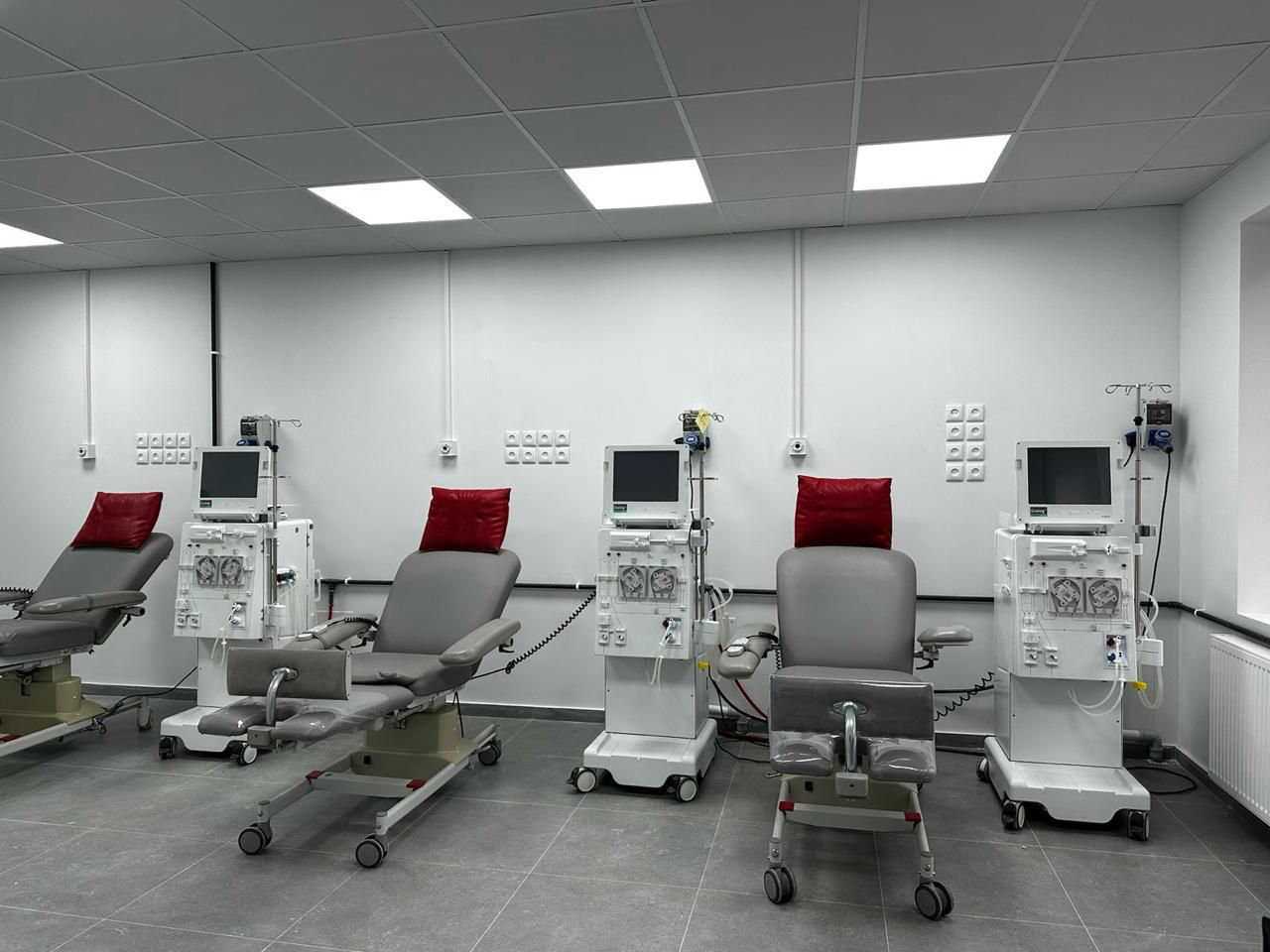 წალენჯიხაში, ჭიათურაში, საგარეჯოში, დუშეთში, ახალქალაქში, ყვარელში, ტყიბულში, სენაკში, მარტვილსა და ხულოში დიალიზის სერვისი ამოქმედდა