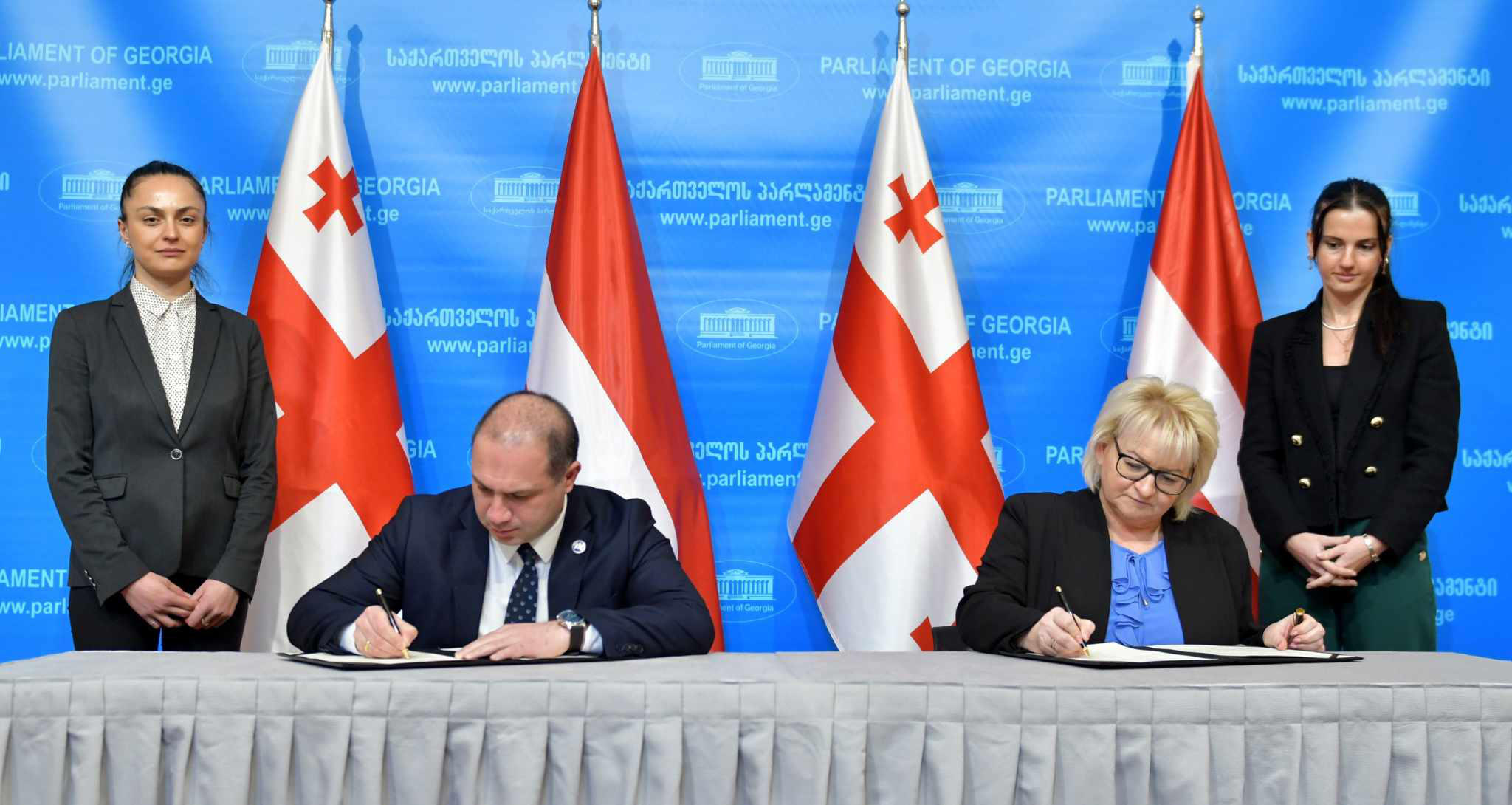 საქართველოსა და ლატვიის საპარლამენტო კომიტეტებმა თანამშრომლობის შესახებ ერთობლივ კომუნიკეს მოაწერეს ხელი