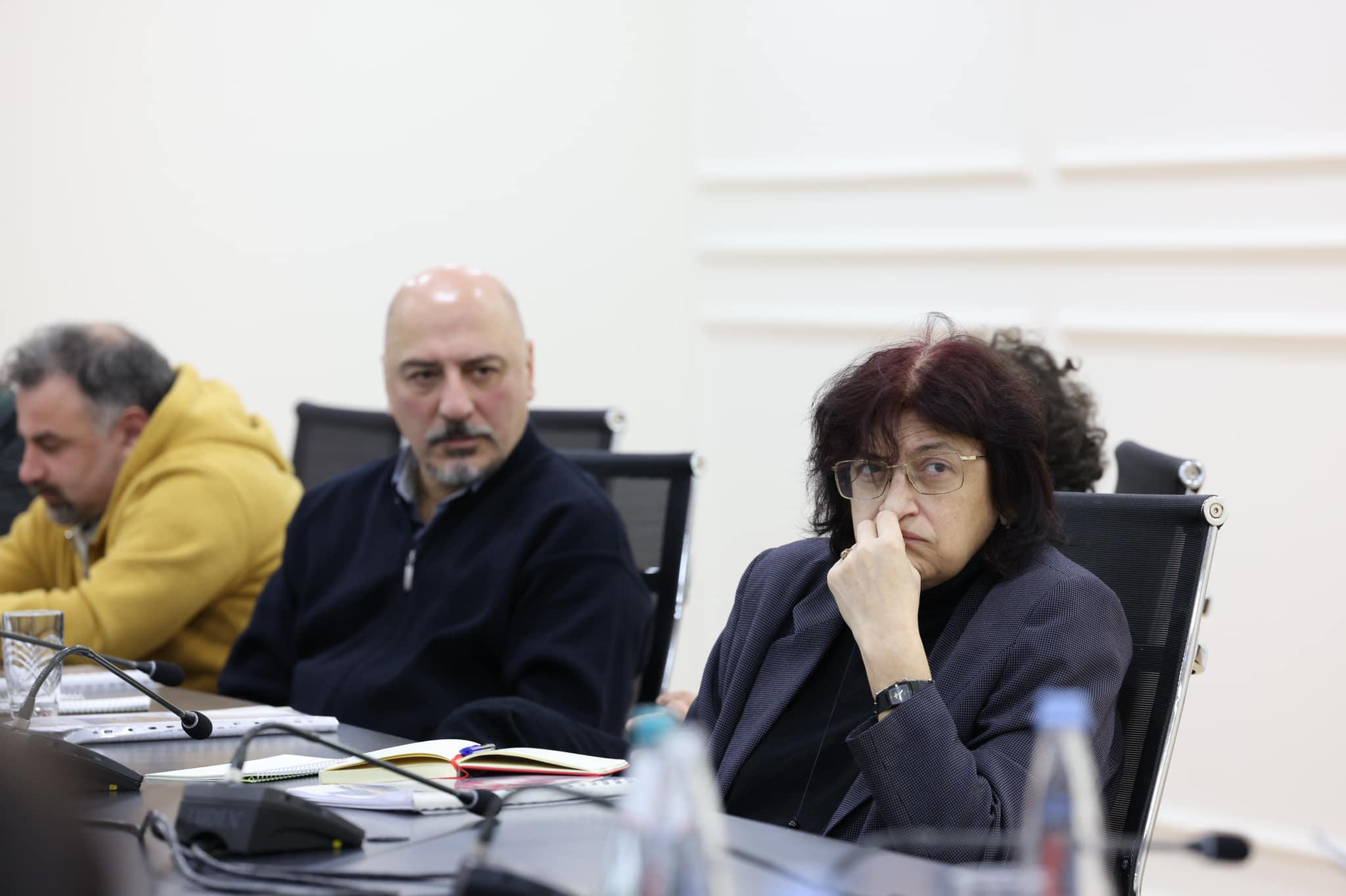 ნინო ჩხობაძე - დასკვნაში პირდაპირ წერია, რომ შოვის ტერიტორიაზე არანაირი ტიპის ინფრასტრუქტურული პროექტის მშენებლობა აღარ შეიძლება - ერთხელ და სამუდამოდ, ქართველები უნდა მივეჩვიოთ როცა ვამბობთ, რომ არ შეიძლება, ე.ი არ შეიძლება!