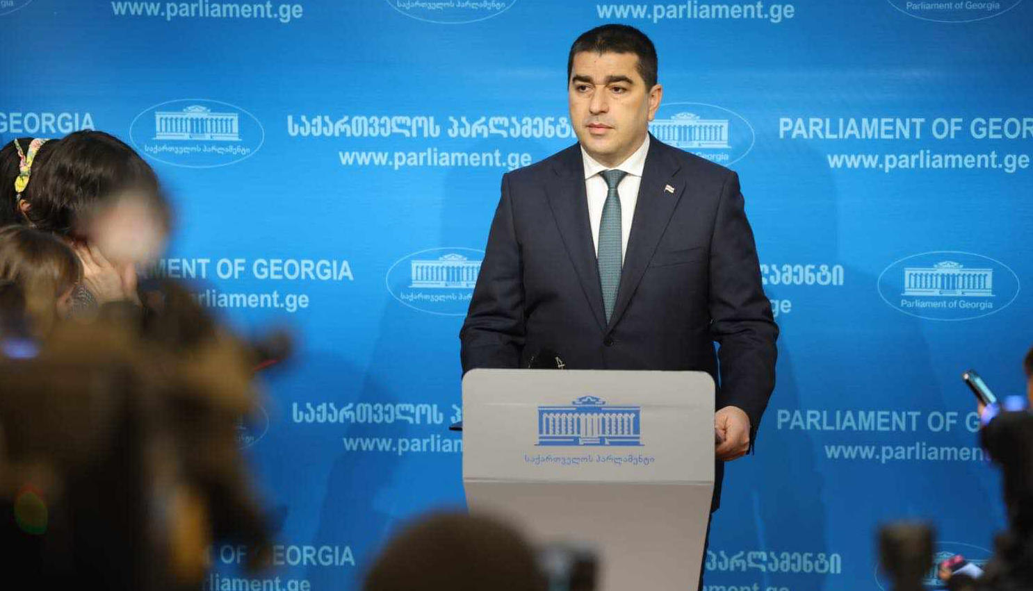 შალვა პაპუაშვილი 9 რეკომენდაციაზე - ვენეციის კომისიის დასკვნა არ არის დირექტივა - მათ რეკომენდაციებს ვიღებთ როგორც რჩევას, რომელიც შეიძლება გავითვალისწინოთ, შეიძლება - არა