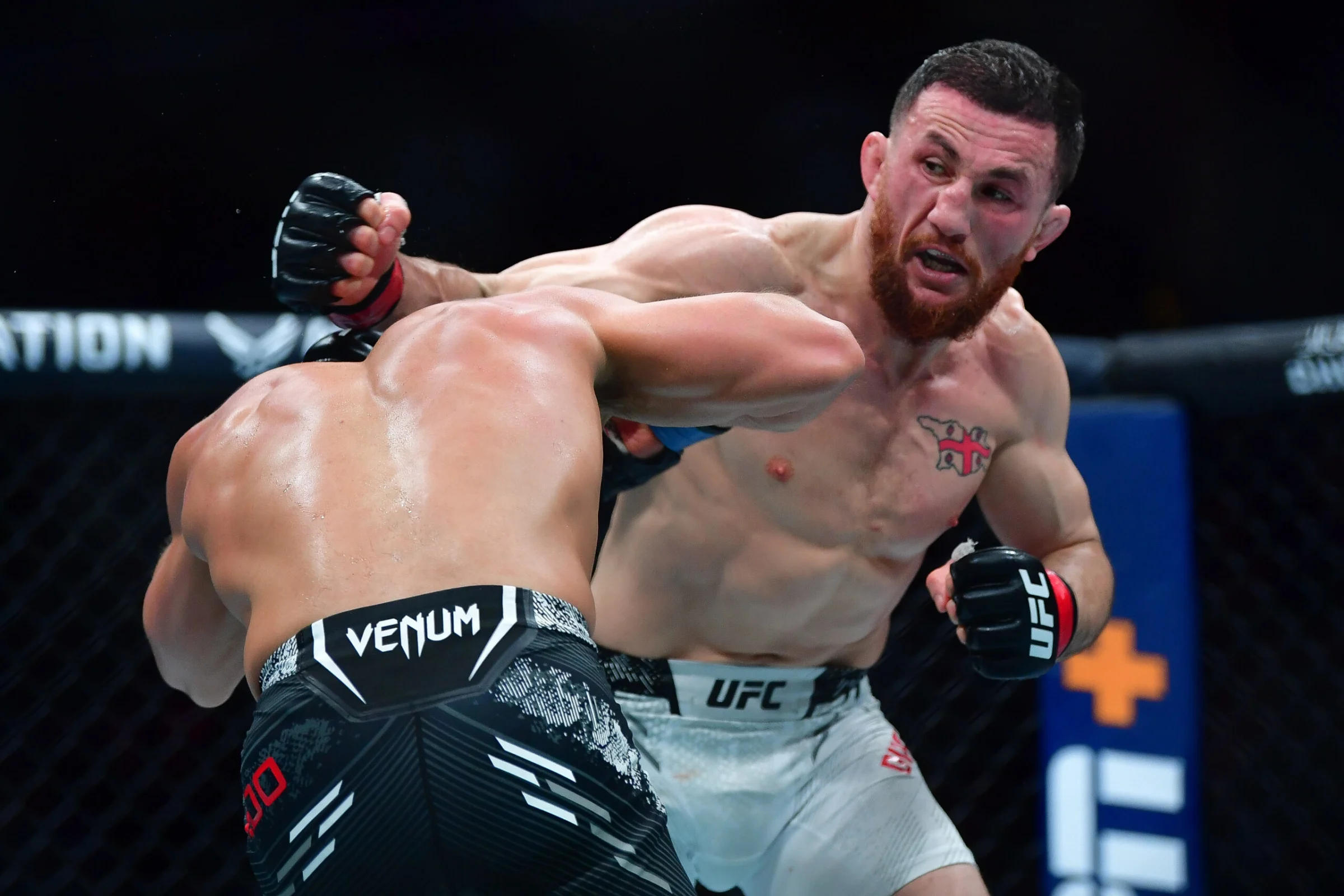 UFC 298-ზე მერაბ დვალიშვილმა ჰენრი სეხუდო დაამარცხა