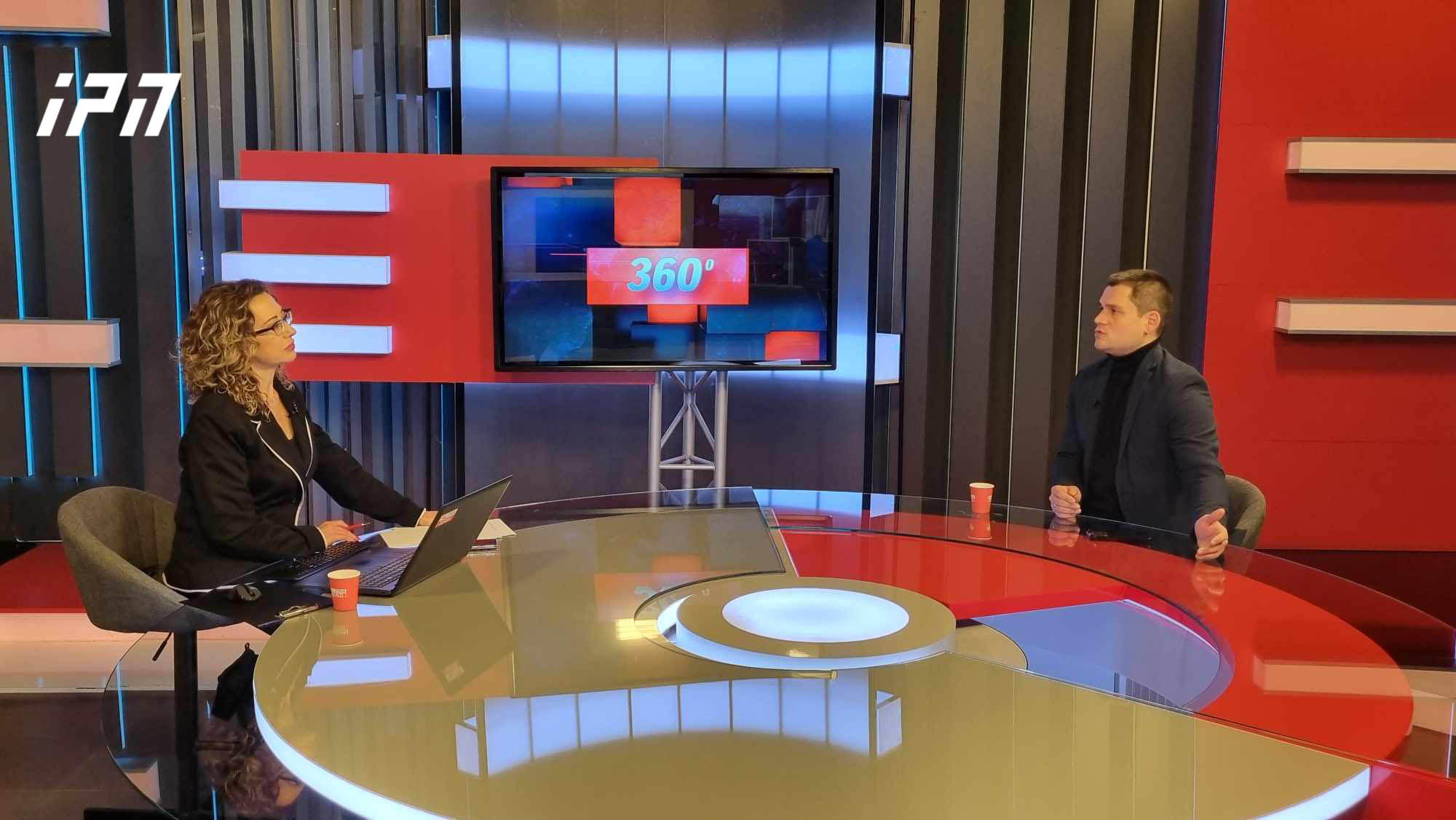 მიხეილ დაუშვილი ოპოზიციის ჩრდილოვანი კაბინეტის შესახებ ინფორმაციაზე - დღეს ეს „ნიუსი“ რომ წავიკითხე, ბევრი ვიცინე, თანაც გულიანად