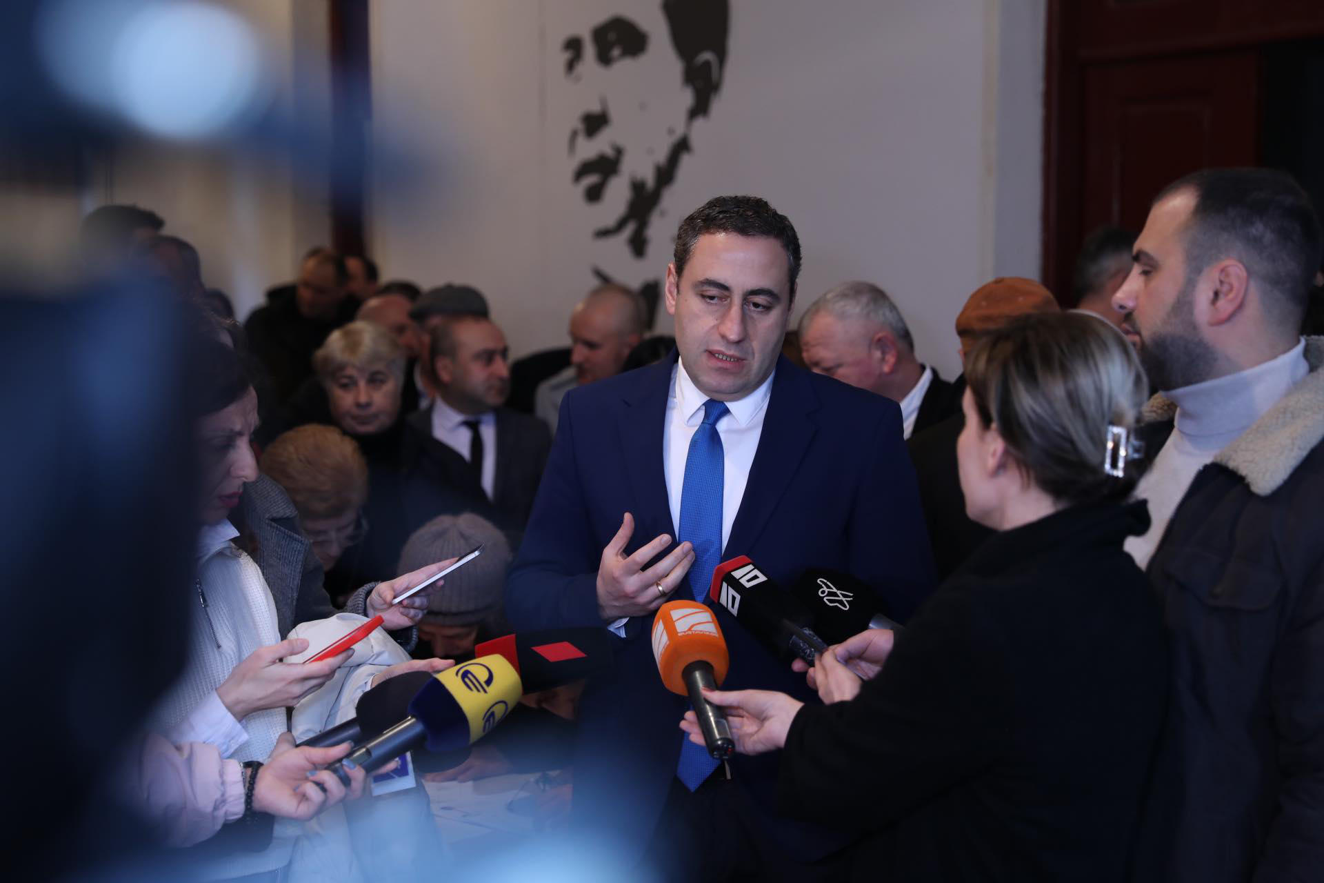 გიორგი ვაშაძე ოპოზიციის ჩრდილოვან კაბინეტზე - ივანიშვილის პარტიას ვურჩევ, ტყუილების გამოგონებას საქმეს მიხედოს