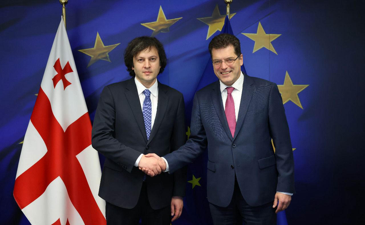 პრემიერ-მინისტრმა ირაკლი კობახიძემ კრიზისების მართვის საკითხებში ევროკომისართან, იანეზ ლენარჩიჩთან შეხვედრა გამართა