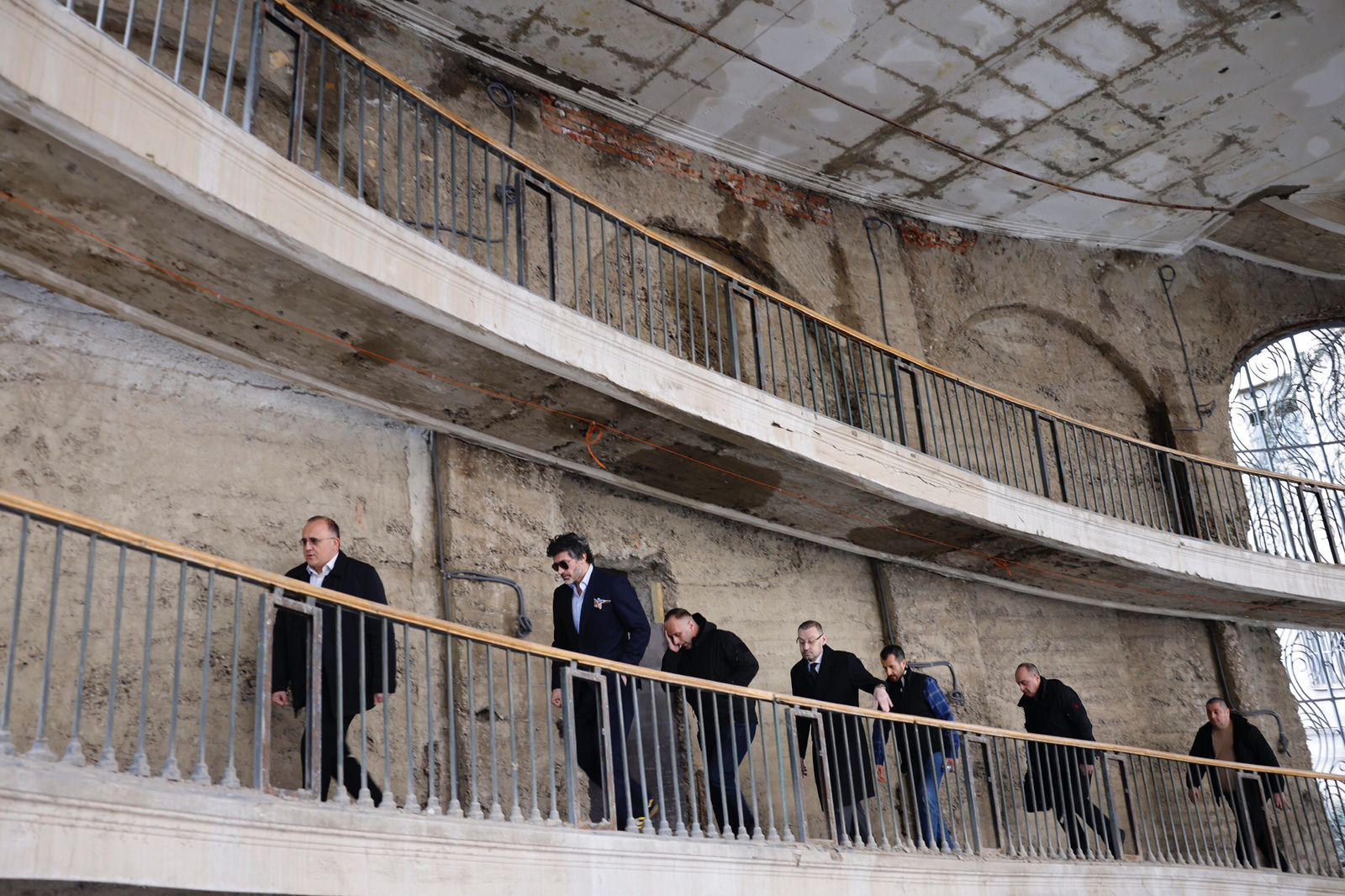 რუსთაველის გამზირისა და მთაწმინდის პარკის დამაკავშირებელი საბაგირო გზის მოწყობა გრძელდება