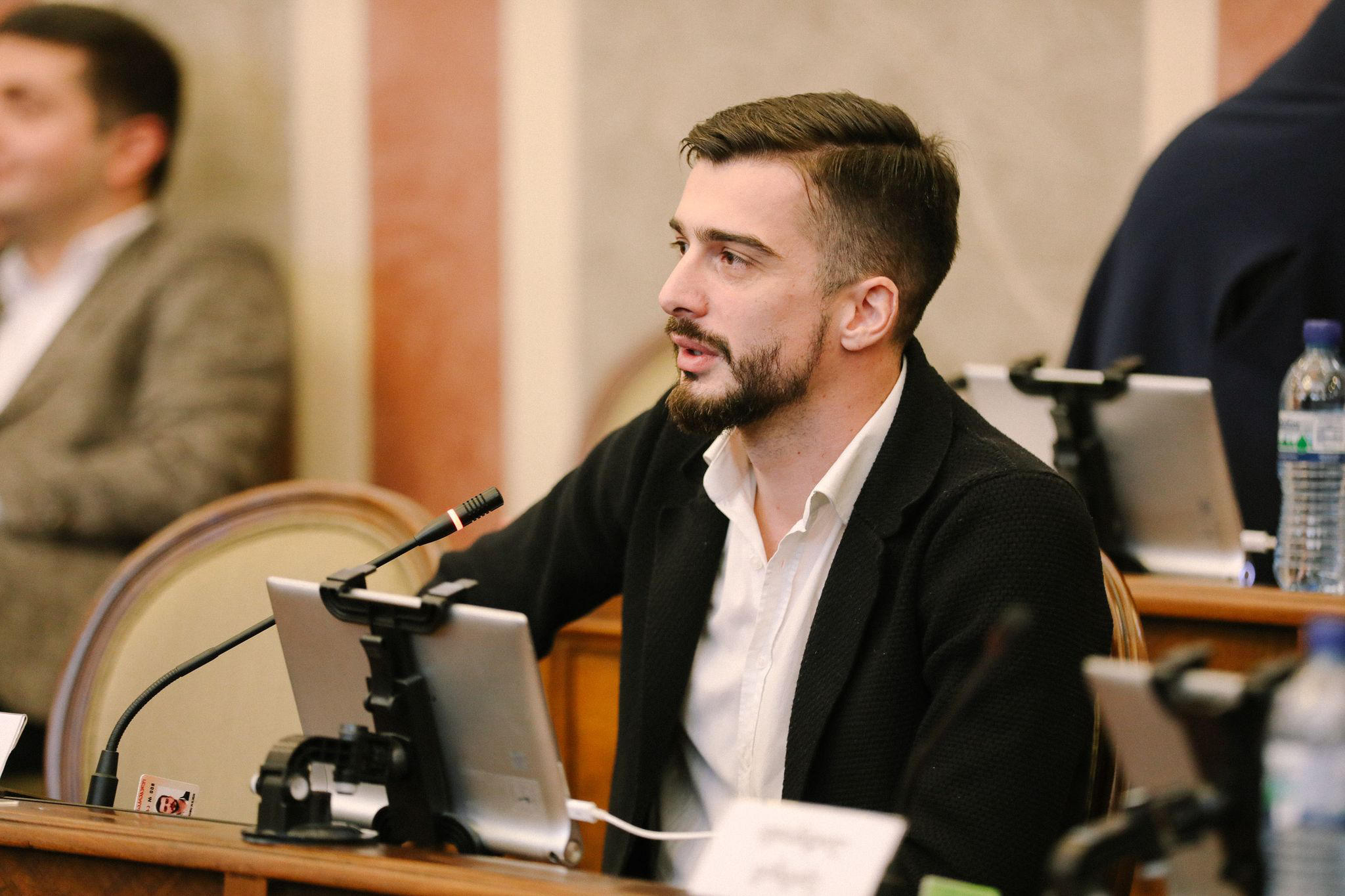 კონსტანტინე ზარნაძე ოპოზიციას - მოსახლეობა პასუხს 2024 წლის საპარლამენტო არჩევნებზე გაგცემთ