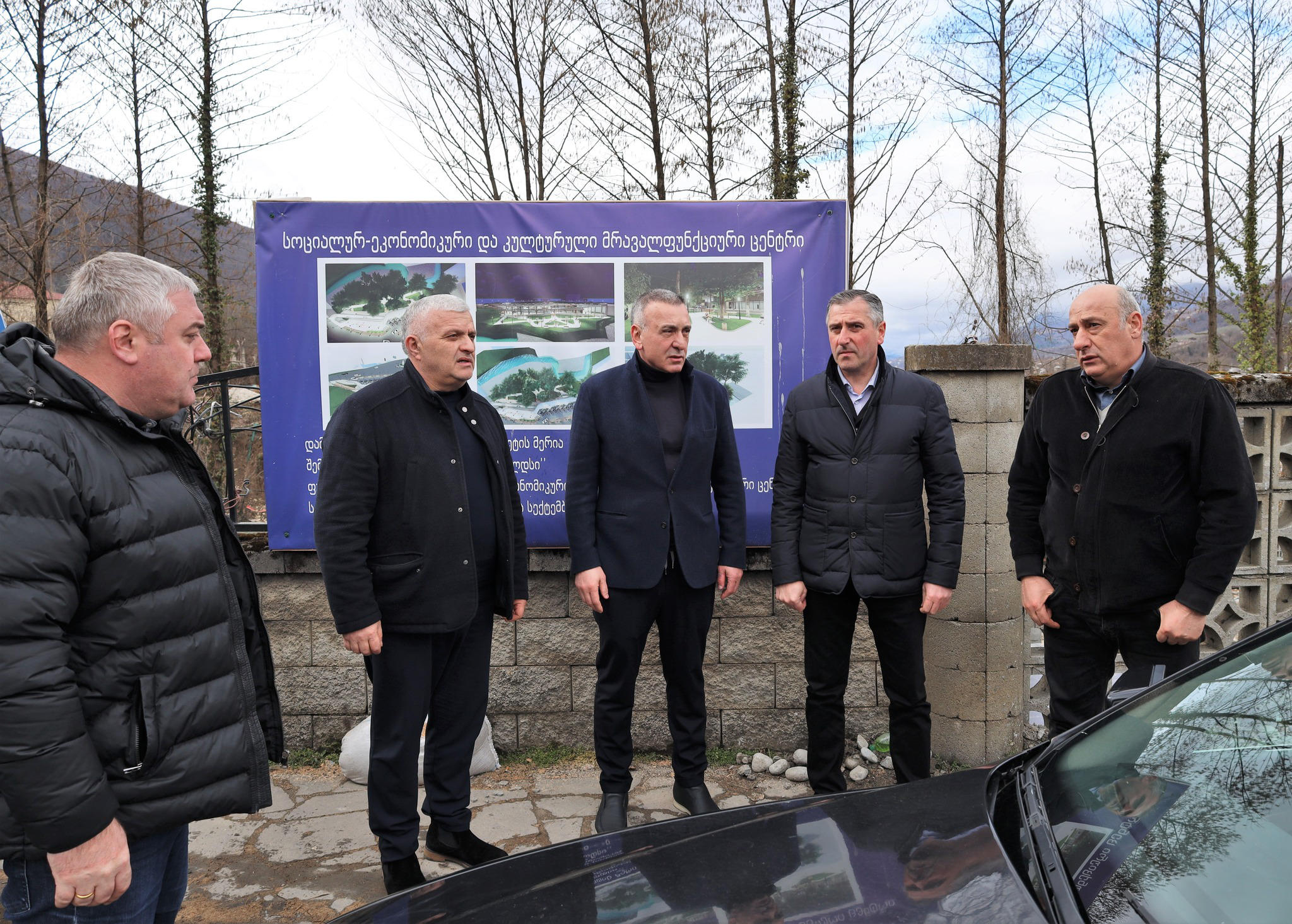 ამბროლაურის მერია - ქალაქ ამბროლაურში მრავალფუნქციური ცენტრის მშენებლობა შეუფერხებლად მიმდინარეობს