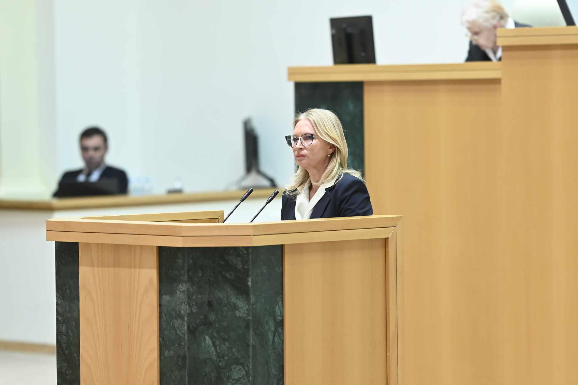 ნათია თურნავა - არასწორი და აბსურდულია იმაზე საუბარი, რომ დედოლარიზაციამ ფული გააძვირა - პირდაპირ გეტყვით, უცხოურ ვალუტაში გაცემული სესხების მარჟა გაცილებით მეტია, ვიდრე ლარში