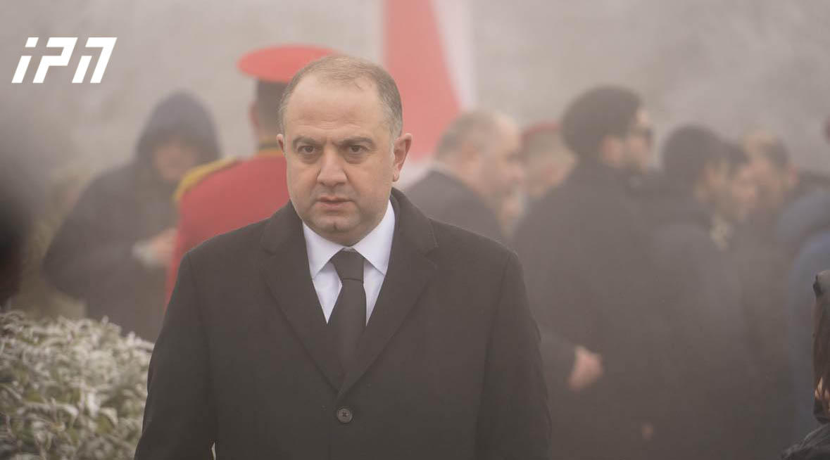 თავდაცვის მინისტრი - უმძიმესი დღეებია საქართველოს ისტორიაში, მაგრამ ამ დღეებში მთელმა მსოფლიომ და სამყარომ დაინახა, რაოდენ დიდი იყო სახელმწიფოს მცველების სიმამაცე და პატრიოტიზმი
