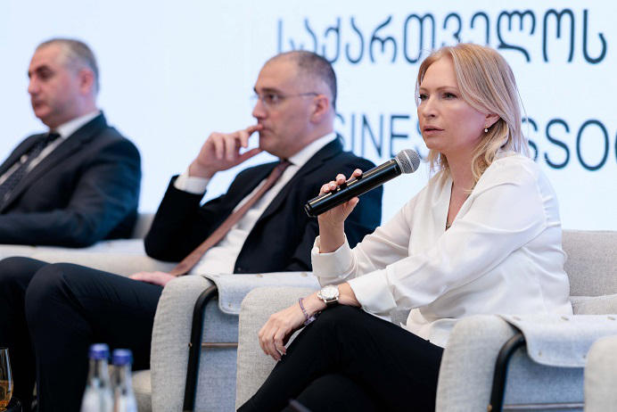 ნათია თურნავამ საქართველოს ბიზნეს ასოციაციის მიერ ორგანიზებულ კონფერენციაში მიიღო მონაწილეობა