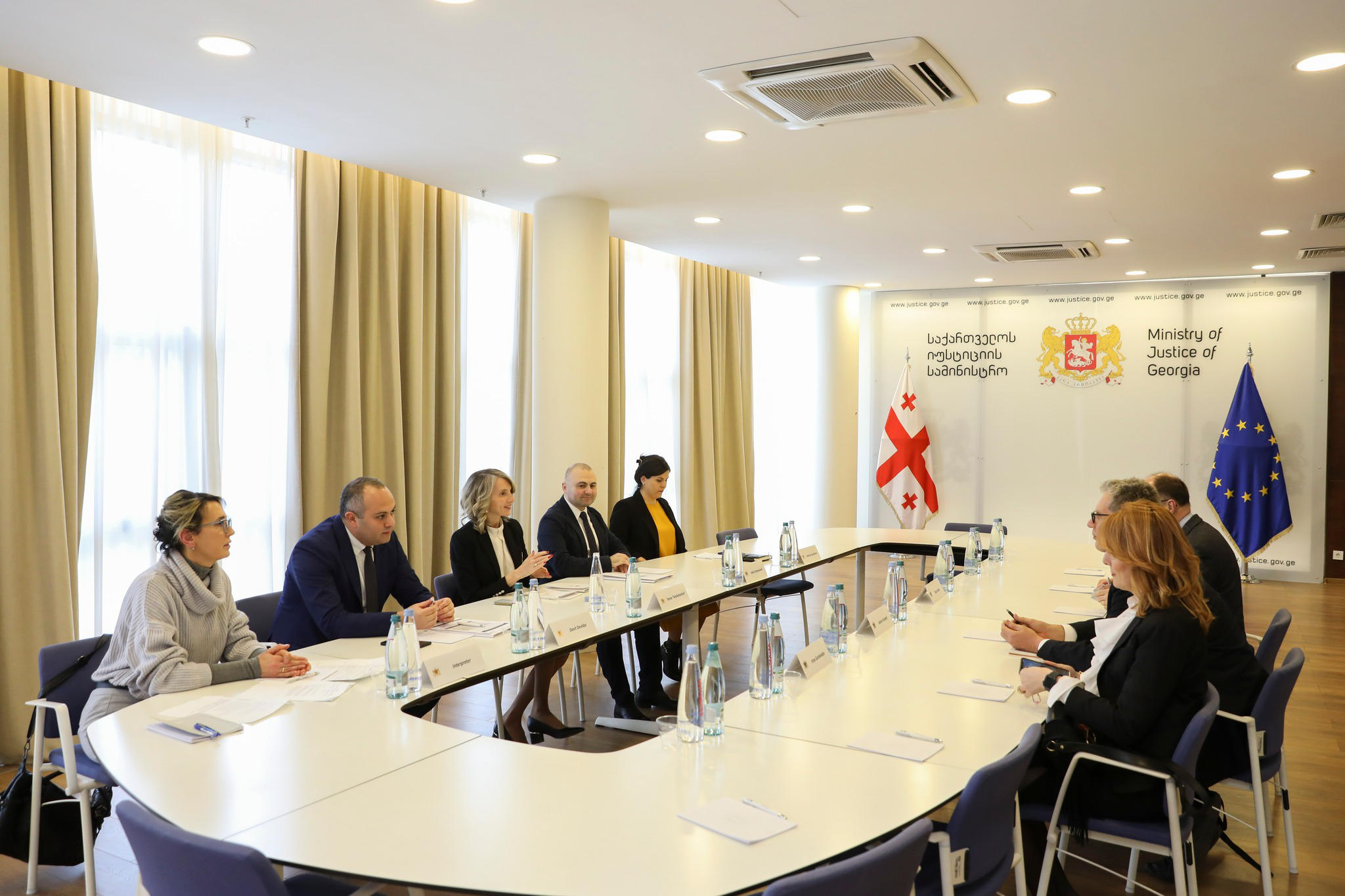იუსტიციის მინისტრის პირველმა მოადგილემ მსოფლიო ბანკის წარმომადგენლებთან თანამშრომლობის გაღრმავების მიმართულებები განიხილა
