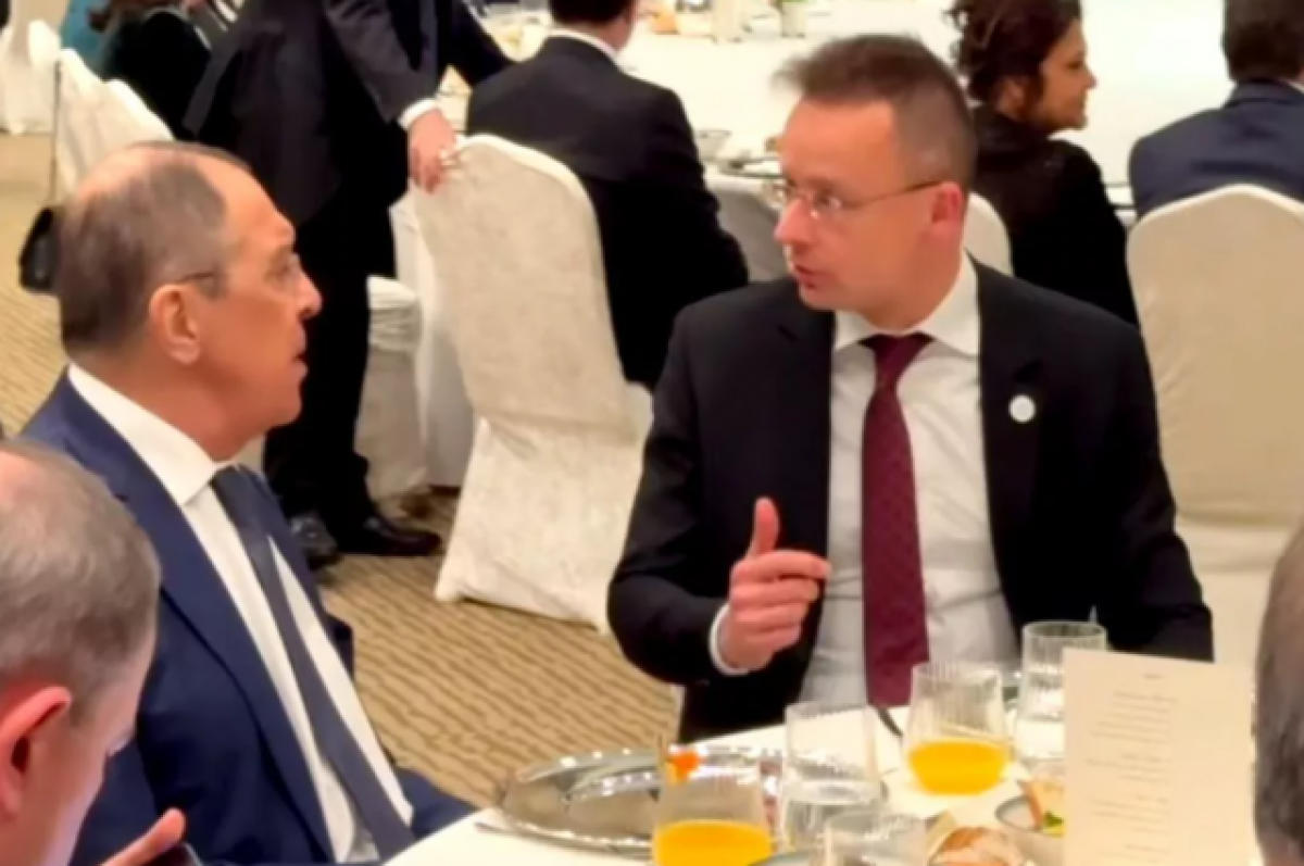 სერგეი ლავროვი უნგრეთისა და სერბეთის საგარეო საქმეთა მინისტრებს შეხვდა