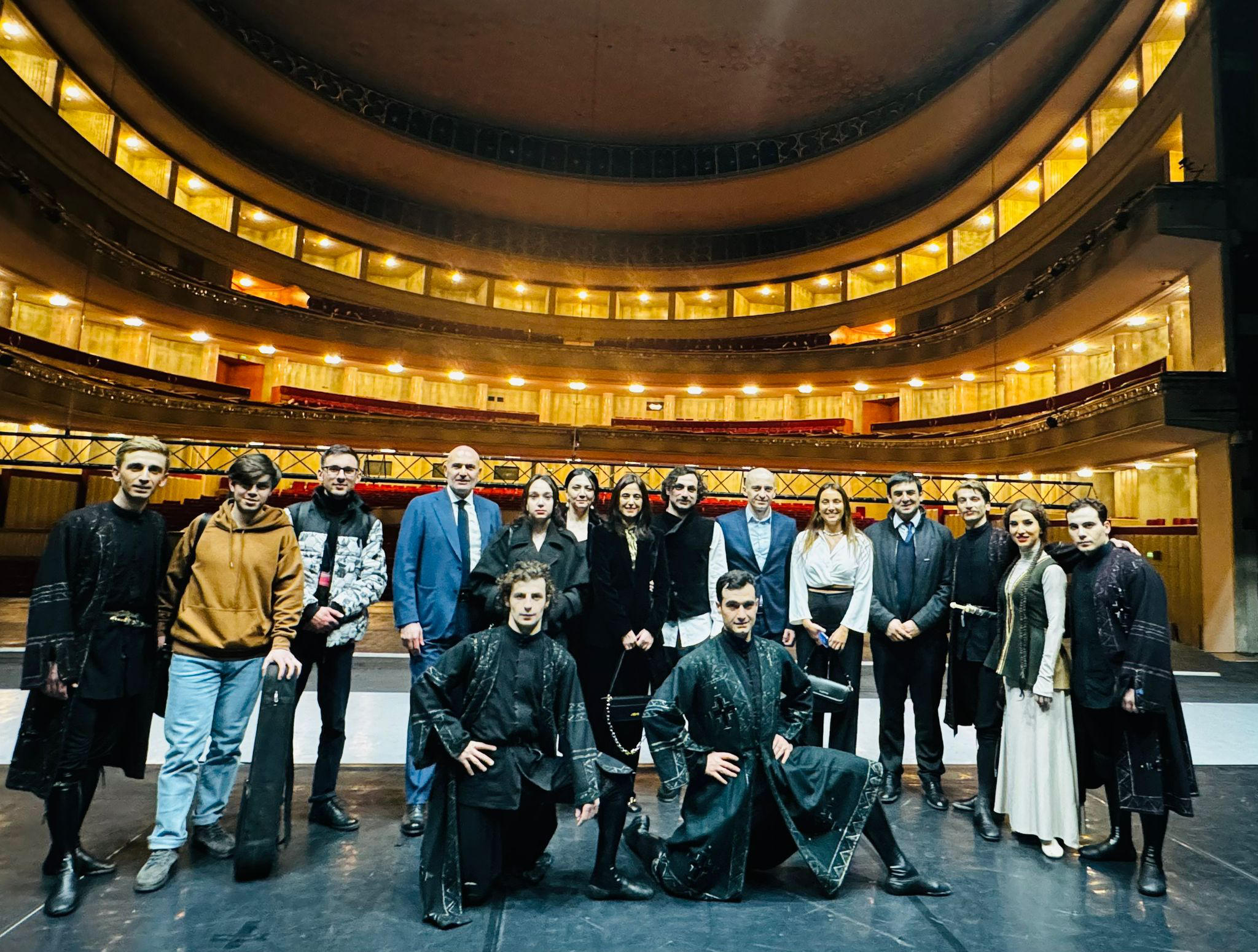 პოლონეთში აფხაზეთის სიმღერისა და ცეკვის სახელმწიფო აკადემიური ანსამბლის კონცერტი გაიმართა