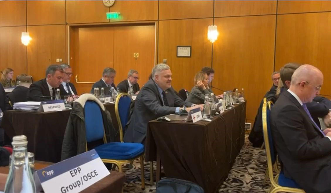 გიორგი ბარამიძე - მიუხედავად მიხეილ სააკაშვილის პოლიტიკური პატიმრობისა, რომელსაც საერთაშორისო საზოგადოება პუტინის პირად ტყვედ მიიჩნევს, არჩევნები იქნება ქართველი ხალხის შანსი, თავი დააღწიოს 12-წლიან ოლიგარქიულ მმართველობას