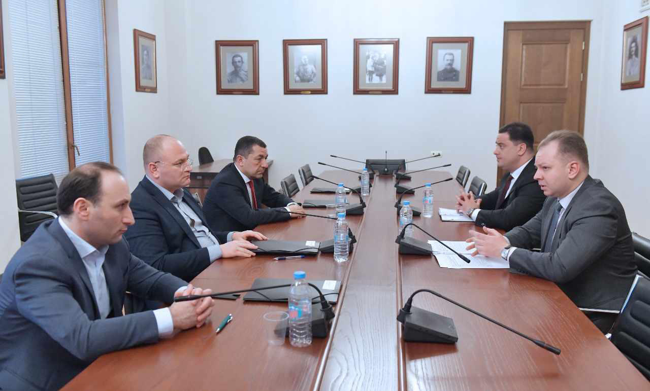 პარლამენტის ნდობის ჯგუფში საქართველოს დაზვერვის სამსახურის და იუსტიციის სამინისტროს სპეციალური პენიტენციური სამსახურის წლიური ანგარიშები მოისმინეს