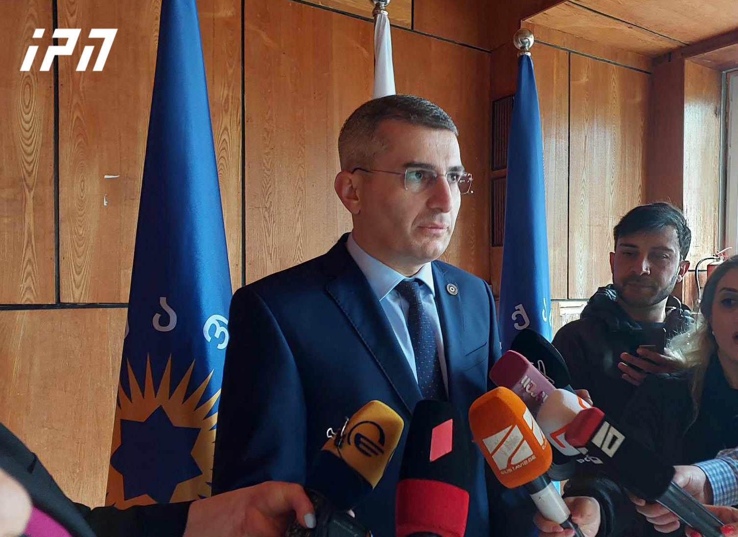მამუკა მდინარაძე ტყუილს უწოდებს ინფორმაციას, რომ ჯანდაცვის მინისტრის პოსტზე ექიმი-კარდიოლოგის, ზვიად ყიფიანის კანდიდატურა განიხილება