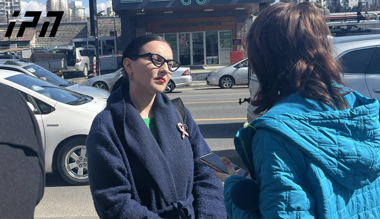 „კავშირი სიცოცხლისთვის“ წევრი ჯანდაცვის მინისტრთან შეხვედრაზე - მიხეილ სარჯველაძემ 10-დღიანი ვადა ითხოვა, რათა ონკოპაციენტების პრობლემებს დეტალურად გაეცნოს