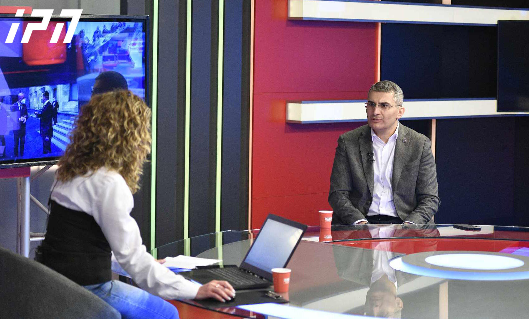 მამუკა მდინარაძე - ზურაბიშვილმა წარმოადგინა ვეტოს საფუძველი, რომელიც არ შეესაბამება ვენეციის კომისიას, მან მხარი დაუჭირა „ნაცებს“ - ისიც თანამზრახველია