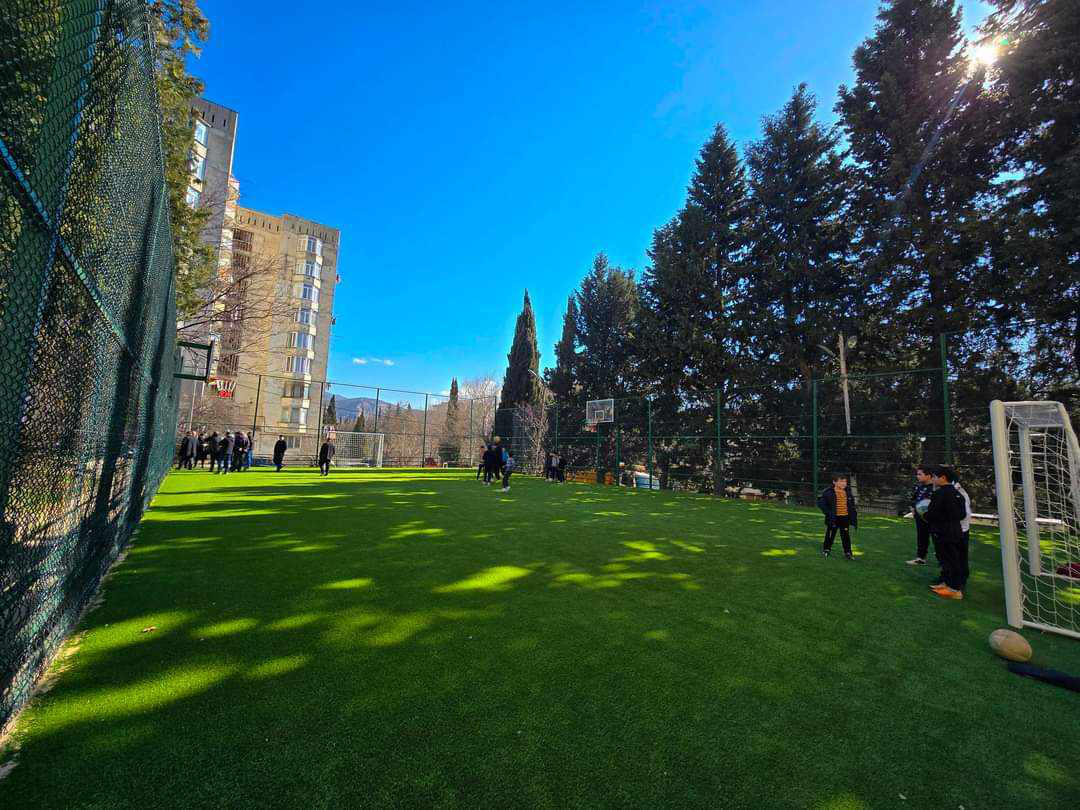 გლდანში, სამ მისამართზე სპორტული მოედნების რეაბილიტაცია დასრულდა