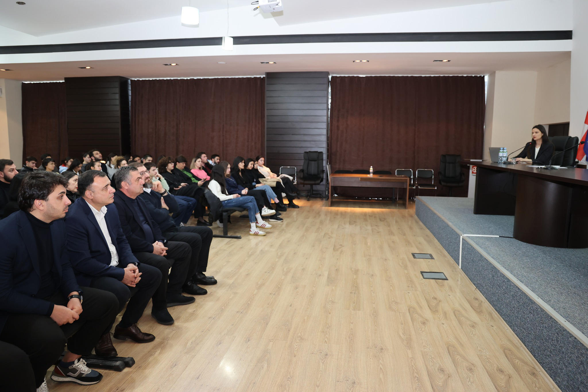 „ბოლნისის მუნიციპალიტეტში მცხოვრები ახალგაზრდების საჭიროებების, გამოწვევების, ინტერესებისა და რესურსების კვლევის” პრეზენტაცია გაიმართა
