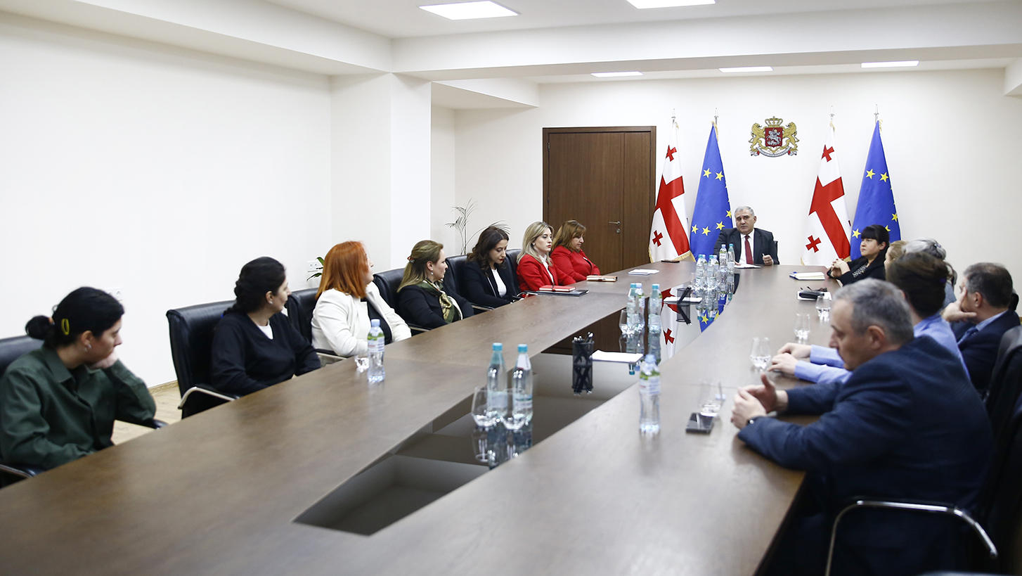 მიხეილ სარჯველაძემ, შშმ ბავშვთა სერვისების გაუმჯობესების საკითხებზე, შეხვედრა გამართა