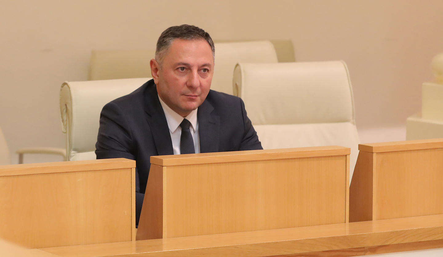 ვახტანგ გომელაური - „პოლიციის ქალაქში“ შვიდი მრავალსართულიანი კორპუსი შენდება და პროექტის ფარგლებში, პოლიტკოვსკაიას ქუჩაზე ბინას 1000-მდე პოლიციელი მიიღებს