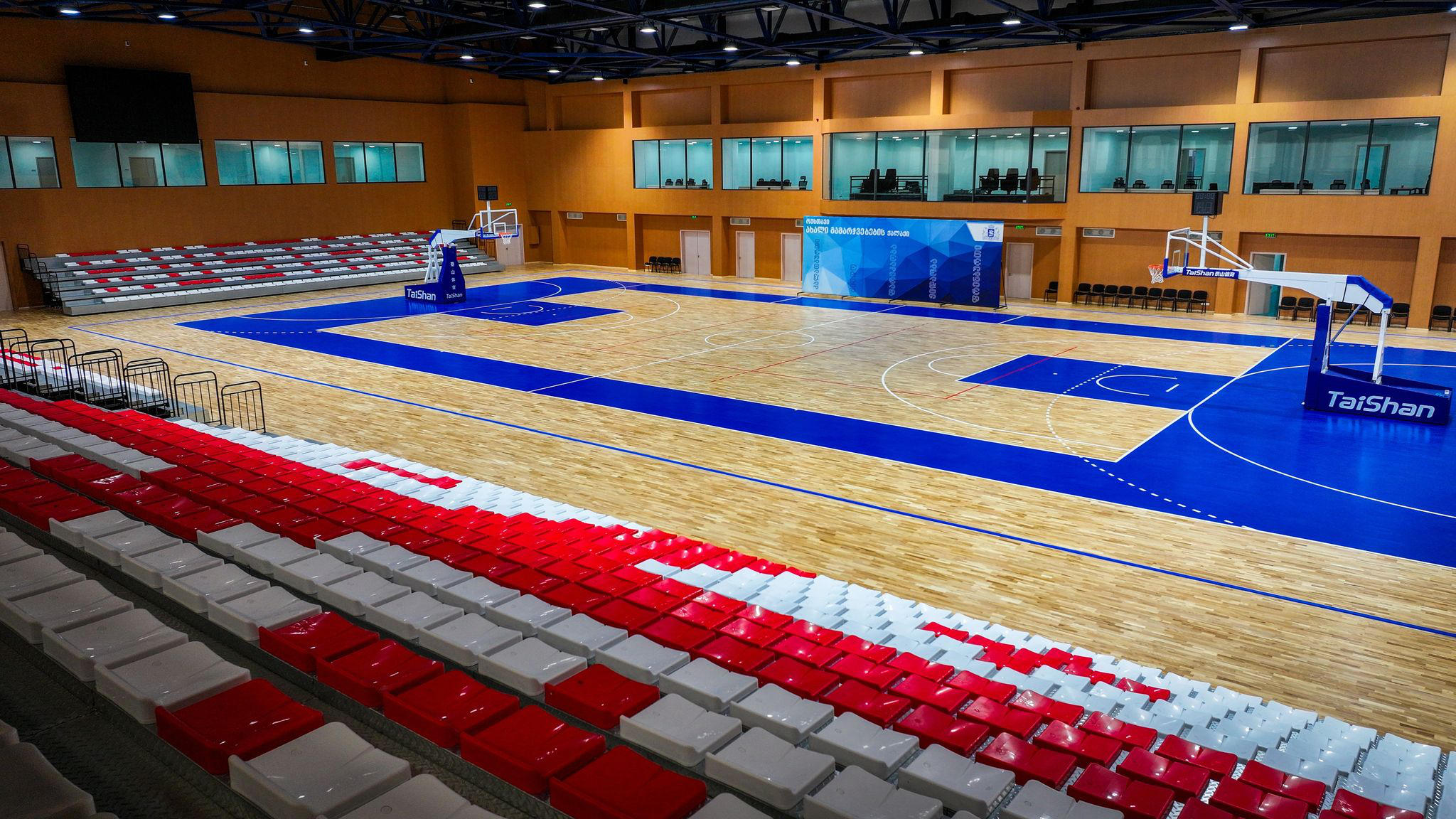 რუსთავში ახალი, მრავალფუნქციური სპორტული კომპლექსი გაიხსნა