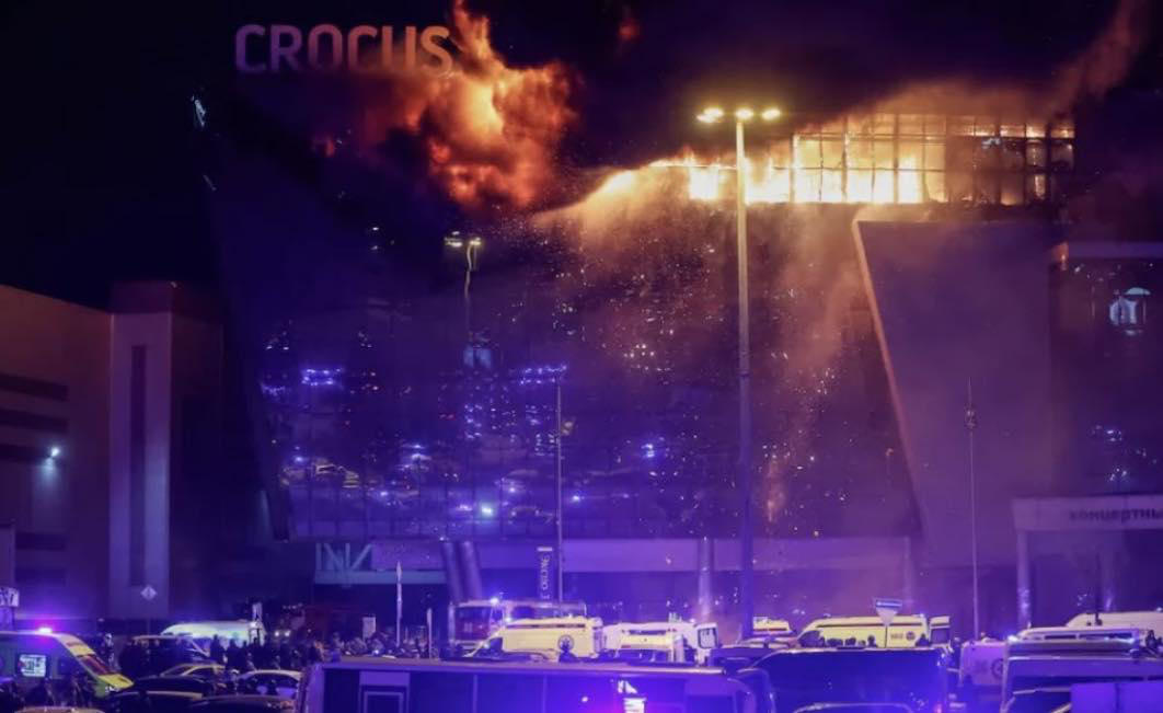 მოსკოვის საკონცერტო დარბაზში თავდასხმის შედეგად დაღუპულთა რაოდენობა 60-მდე გაიზარდა