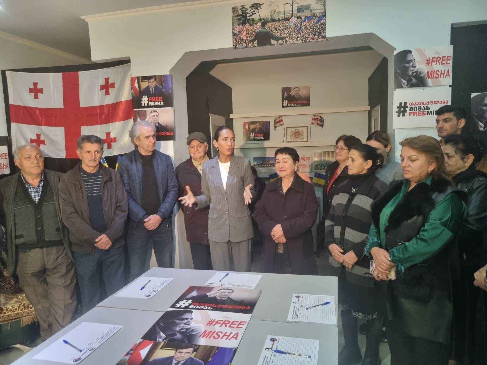 სოფო ჯაფარიძე - მიხეილ სააკაშვილის გათავისუფლების მოთხოვნით ხელმოწერების შეგროვების კამპანია სრულდება და მომავალ კვირაში ასობით ათასი ადამიანის ხელმოწერა სალომე ზურაბიშვილთან შევა