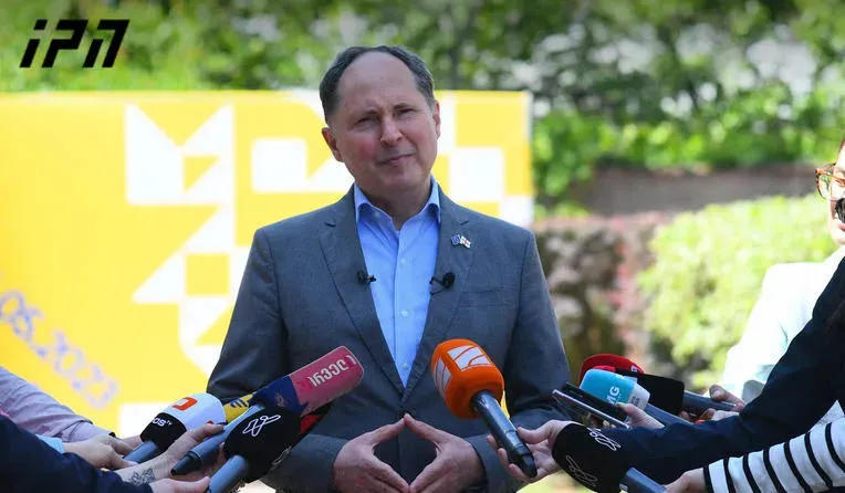 ევროკავშირის ელჩი ფარულ ჩანაწერზე, რომელშიც მას შეურაცხმყოფელად მოიხსენიებენ - როგორც მესმის, ეს არის გაჟონილი საიდუმლო ჩანაწერი და ამ საკითხთან დაკავშირებით სათქმელი არაფერი მაქვს