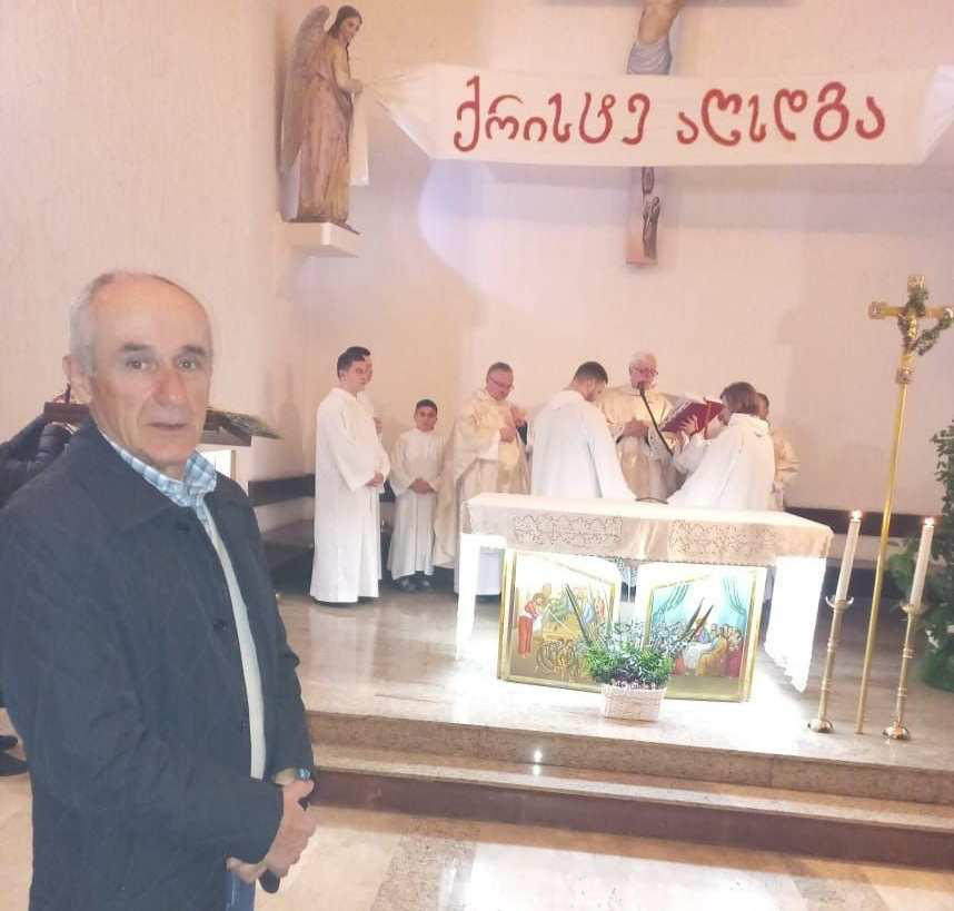 ბათუმის კათოლიკურ ტაძარში აღდგომა იზეიმეს
