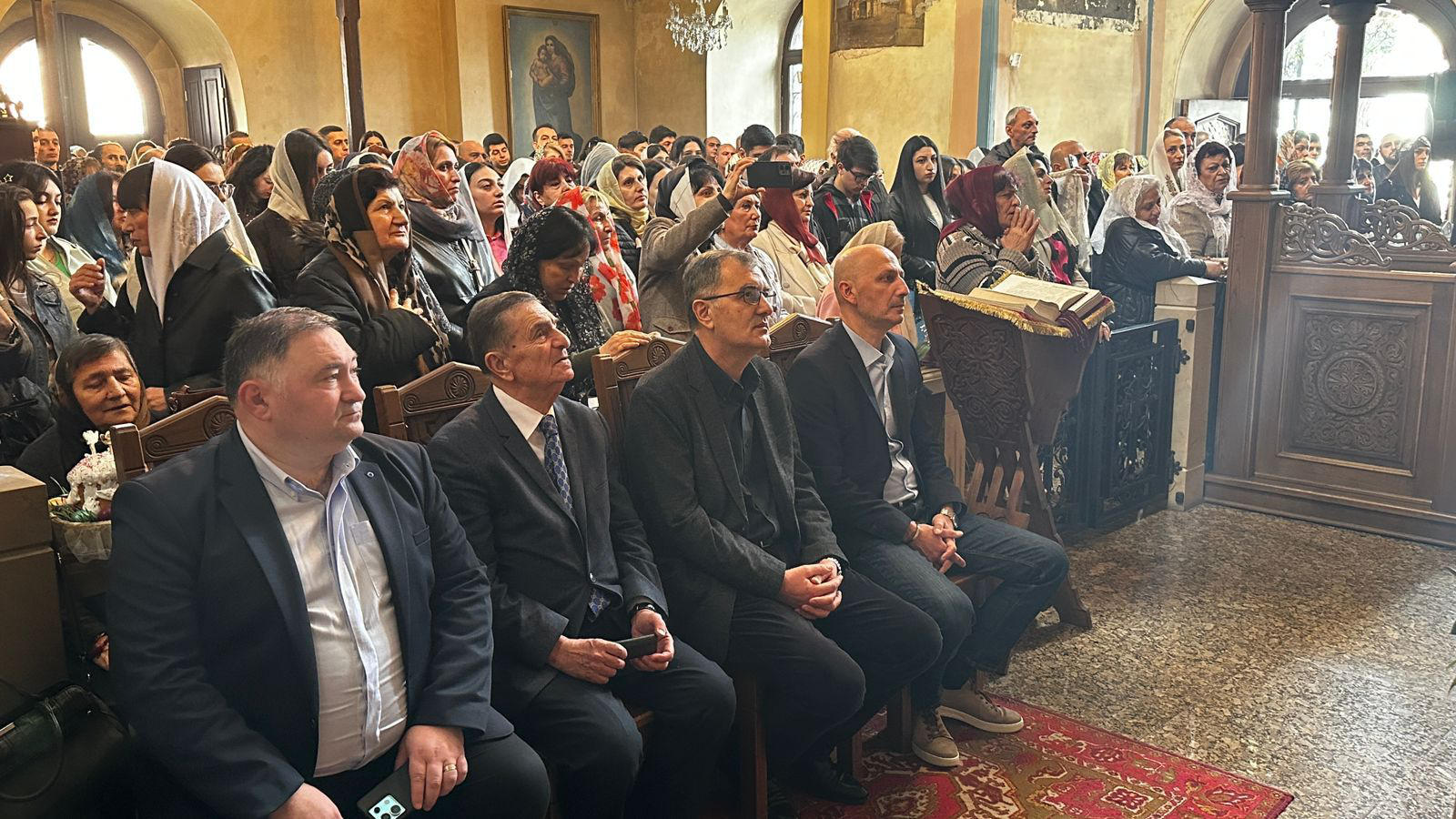 იესო ქრისტეს აღდგომას ზეიმობენ საქართველოს სომეხი მოქალაქეები