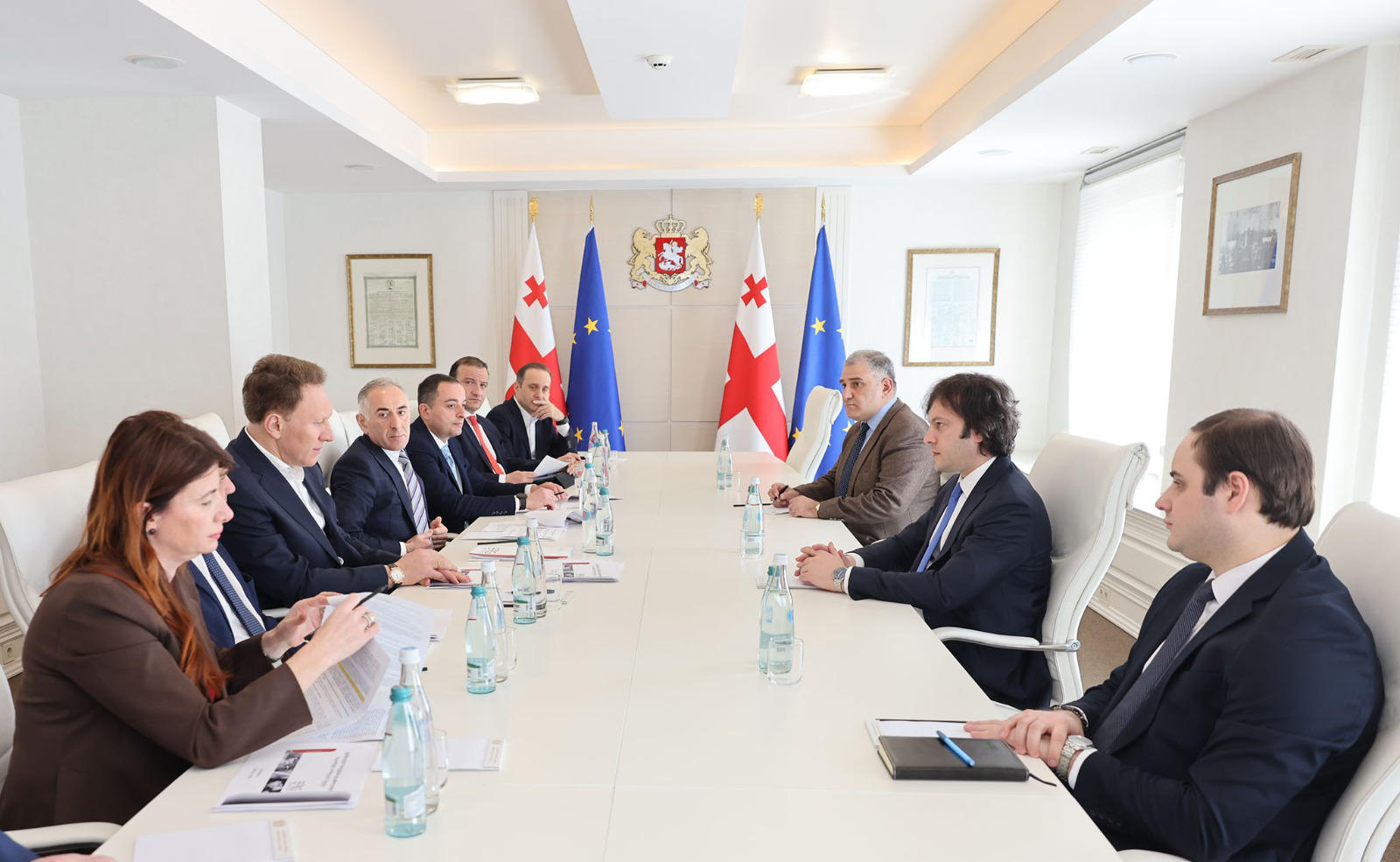 პრემიერ-მინისტრი სამედიცინო ბიზნესის წარმომადგენლებს შეხვდა