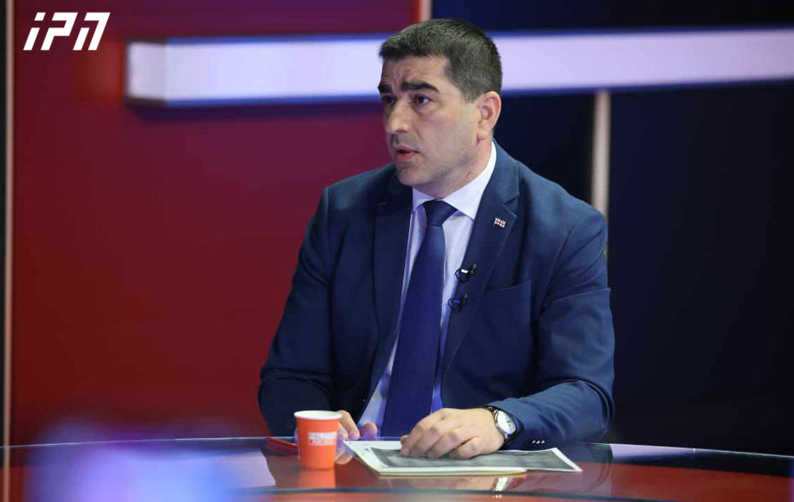 შალვა პაპუაშვილი - გამჭვირვალობის კანონპროექტზე სხვადასხვა პირს ვესაუბრე, მათ შორის, ევროკავშირის ელჩსაც - ისინი ხელებს შლიან, არ იციან ფული როგორ იხარჯება - თუ ევროკავშირი ფულს ასე არიგებს, მაშინ ესეც თქვან