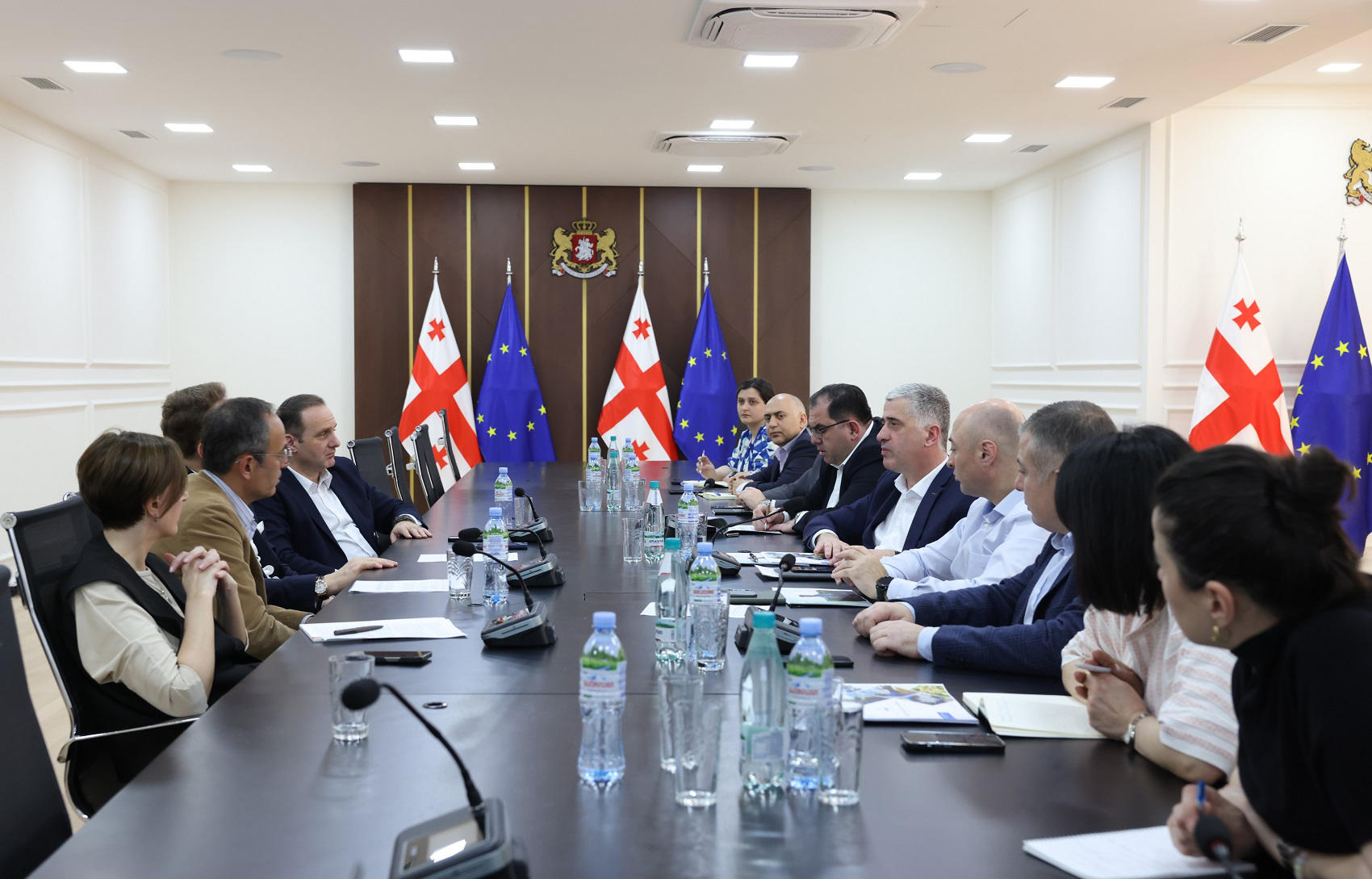 ოთარ შამუგია საქართველოს ბიზნესასოციაციის აღმასრულებელი გუნდის და სამეთვალყურეო საბჭოს წარმომადგენლებს შეხვდა