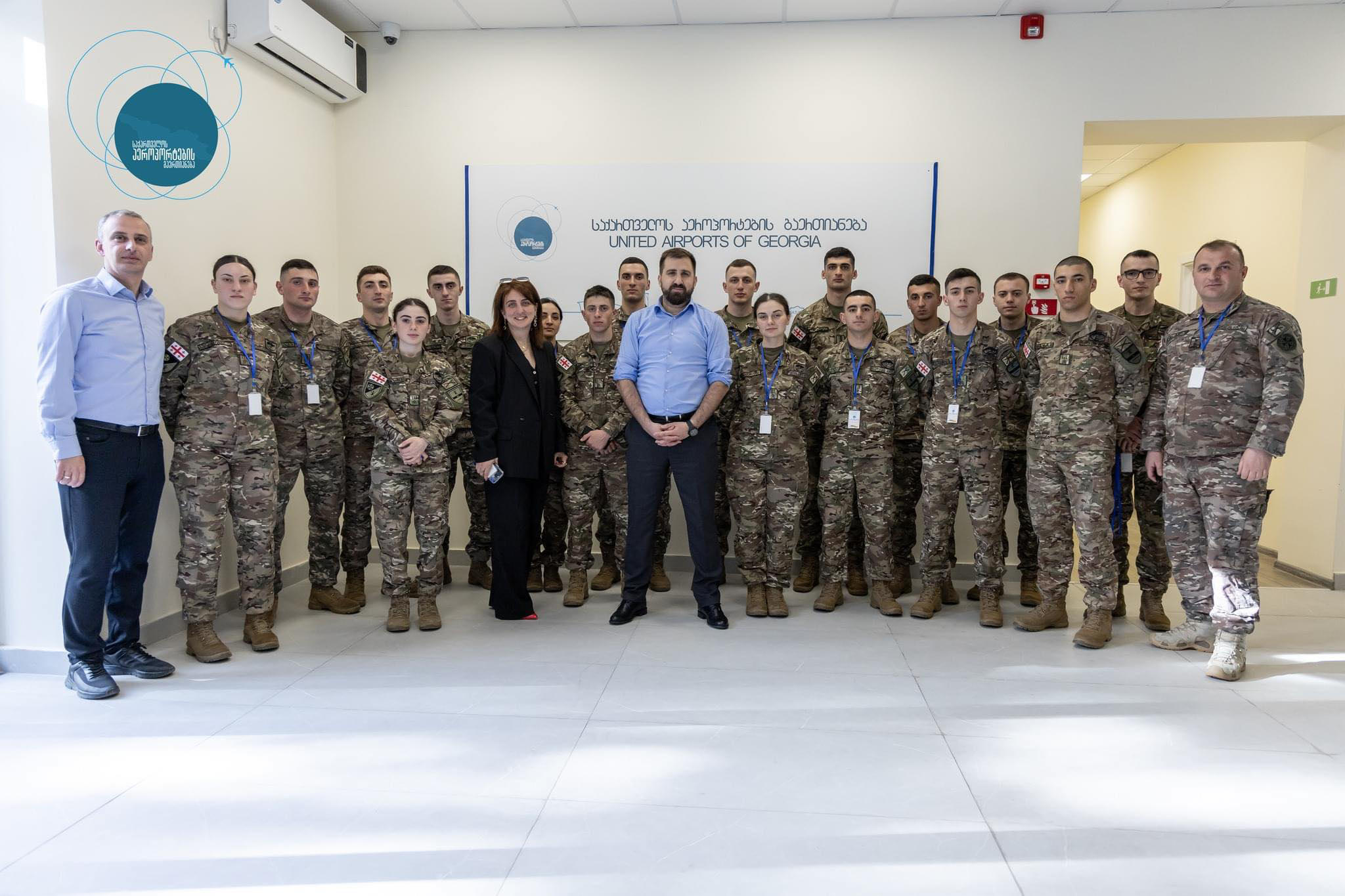 ეროვნული თავდაცვის აკადემიის იუნკრები აეროპორტების მუშაობის სპეციფიკას გაეცნენ