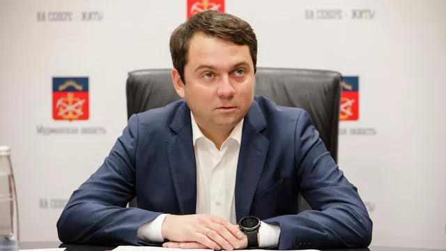 რუსი გუბერნატორის მდგომარეობა, რომელიც დანით დაჭრეს, მძიმეა