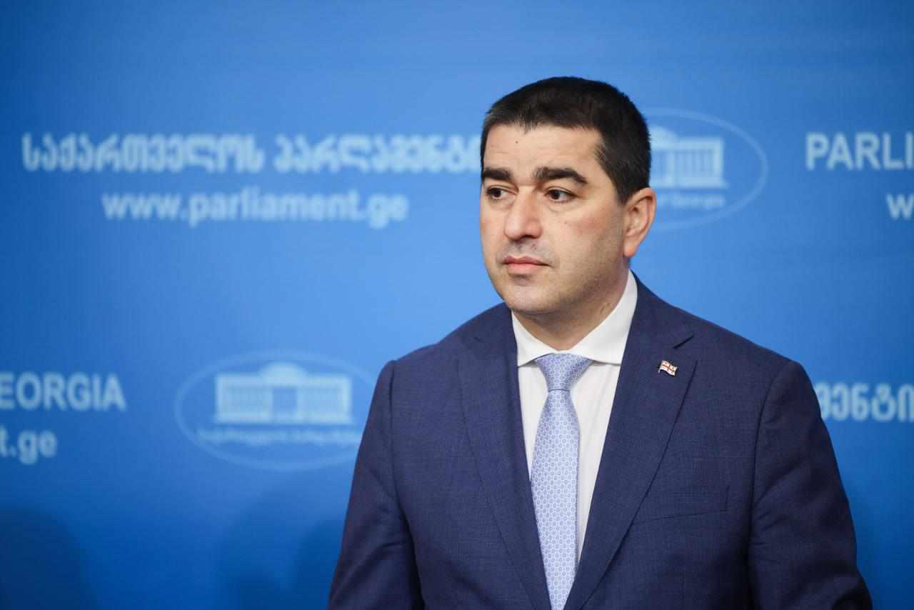 შალვა პაპუაშვილი ცენტრალური აზიის რეგიონში გაემგზავრა - პარლამენტის თავმჯდომარე უზბეკეთის, თურქმენეთის და ყაზახეთის ხელისუფლების ხელმძღვანელ პირებს შეხვდება