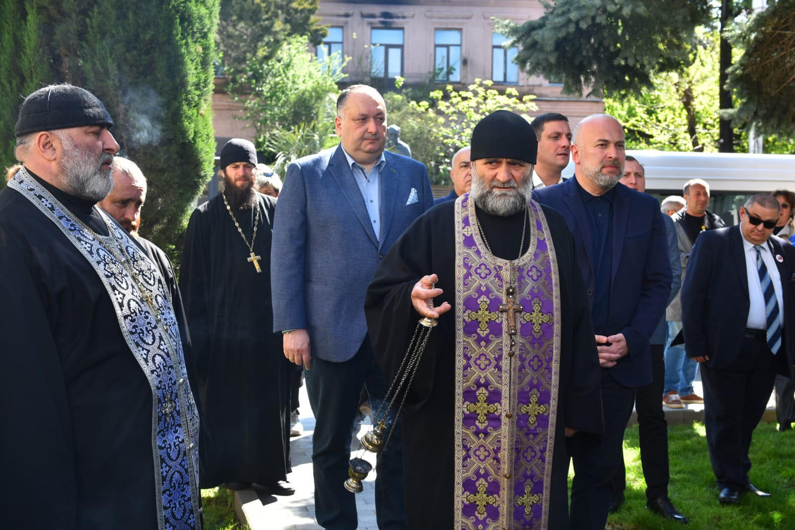 ქუთაისში ადგილობრივი ხელისუფლებისა და საზოგადოების წარმომადგენლებმა საქართველოს დამოუკიდებლობის აღდგენის დღე აღნიშნეს