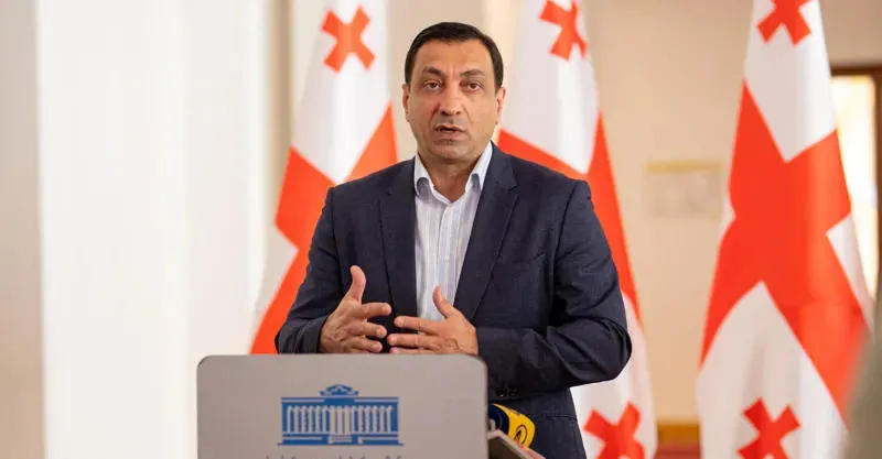 ლევან ბეჟაშვილი - ჩემთან დაკავშირებით რატომ მიიღეს გაძევების გადაწყვეტილება წარმოუდგენელია, როცა კომიტეტის თავმჯდომარე თავად უხეშად არღვევს რეგლამენტს და კოლეგებს სიტყვის თქმის საშუალებას არ აძლევს