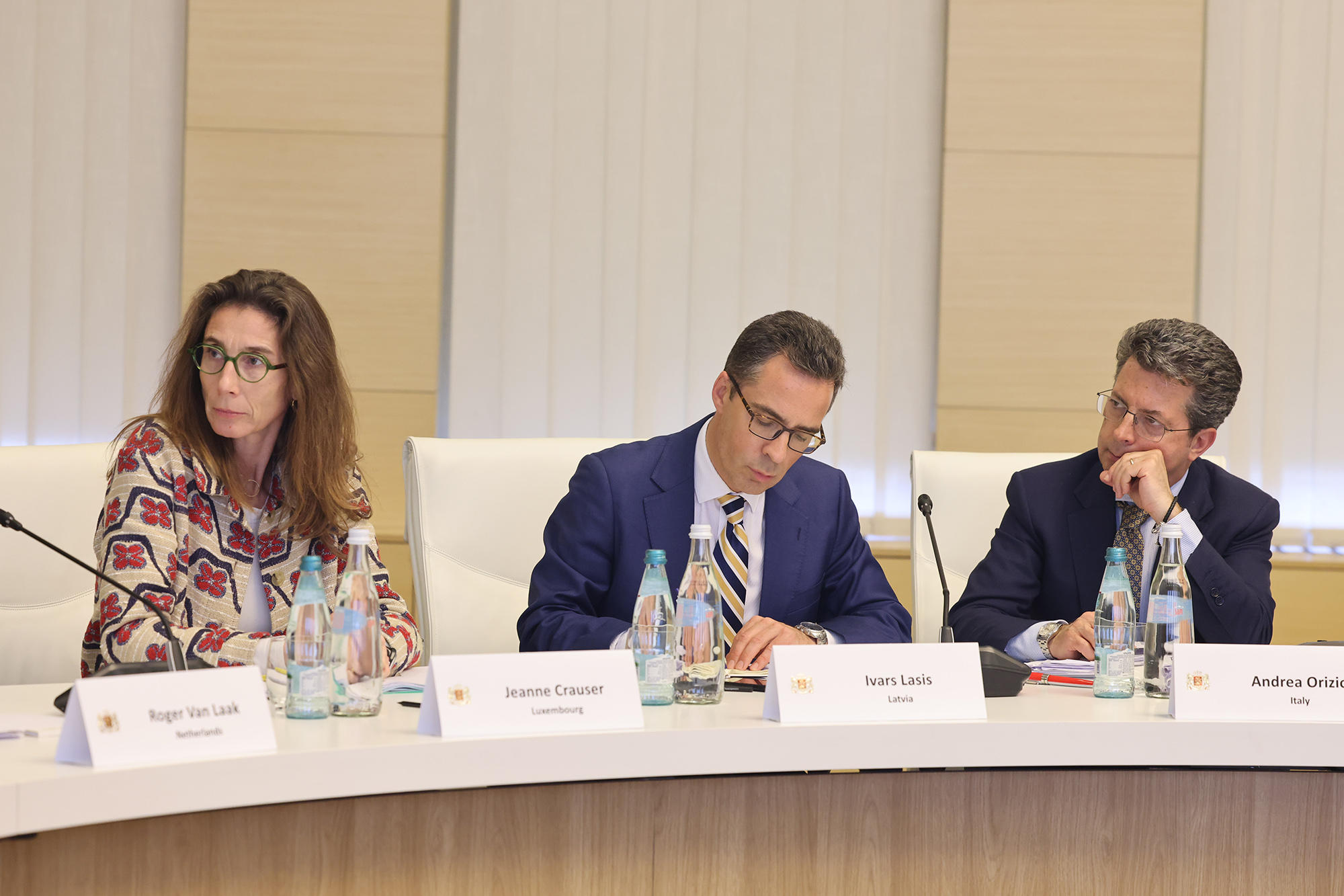 PSC-ის დელეგაცია - ბევრი დრო არ არის - ახლა ცხრა ნაბიჯის შესრულებისა და იმ გადაწყვეტილებებისთვის თავის არიდების დროა, რომელთაც ევროკავშირისკენ გზაზე ხელის შეშლა შეუძლიათ