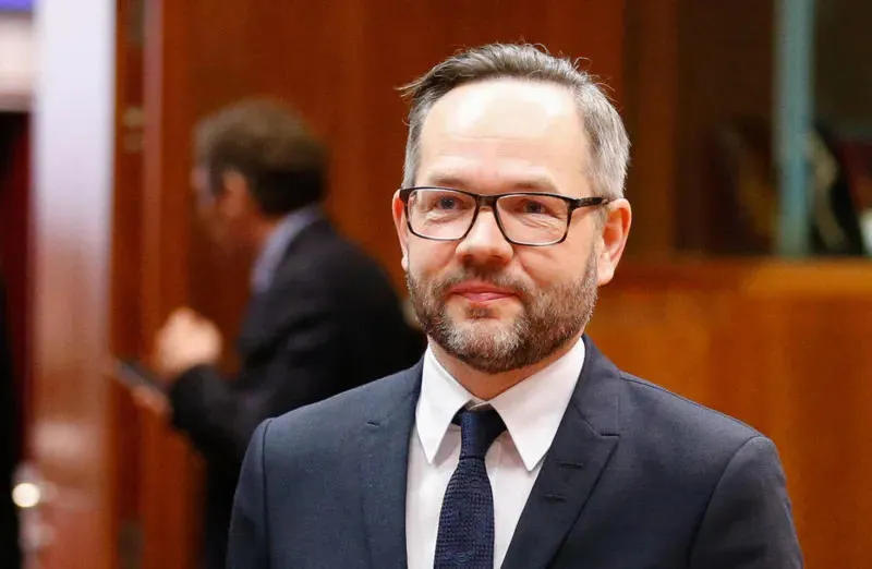 მაიკლ როთი - არც ივანიშვილი და არც სააკაშვილი არ არიან საქართველოს ნათელი მომავლის სიმბოლოები შუაგულ ევროპაში - ეს არის ევროპული ღირებულებების დამცველი მამაცი ახალგაზრდა თაობა