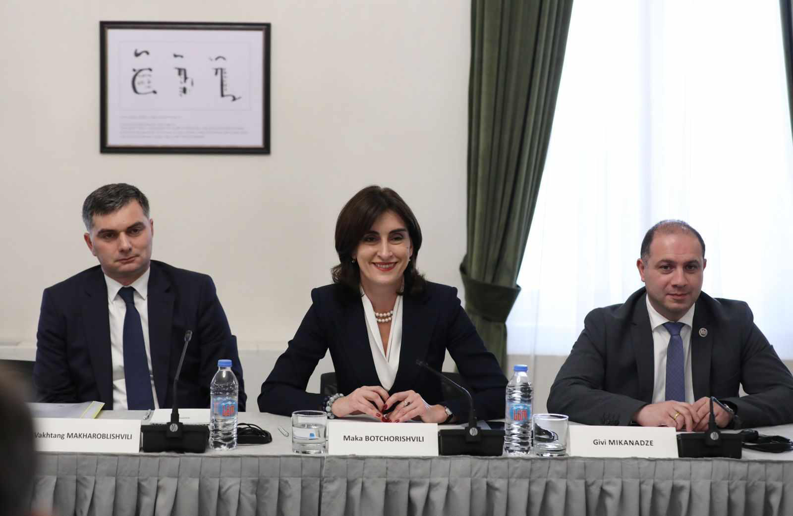 საპარლამენტო უმრავლესობის წევრები ევროკავშირის პოლიტიკური და უსაფრთხოების კომიტეტის ელჩებს შეხვდნენ