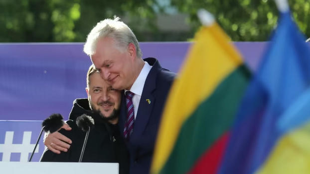 ვოლოდიმირ ზელენსკი ლიეტუვაში ჩავიდა