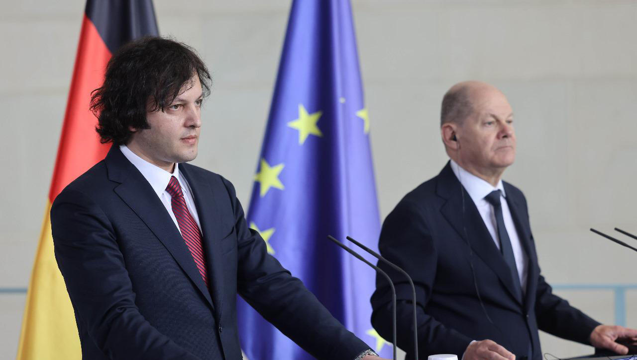 ოლაფ შოლცი "უცხოური გავლენის გამჭვირვალობის" პროექტზე - ჩვენ, მთელი ევროკავშირი ძალიან კრიტიკულად ვუყურებთ ამ კანონს - ძალიან დიდი იმედი გვაქვს, რომ მას არ მიიღებს საქართველო