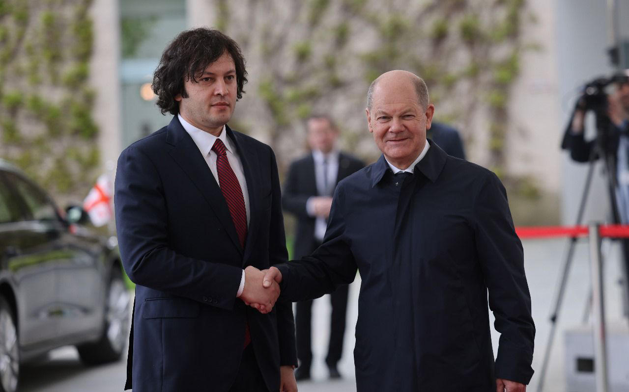 გერმანიის კანცლერი - ახლა ძალიან მნიშვნელოვანია ევროკავშირთან დაახლოების პერსპექტივის პროცესის იმდენად კარგად ორგანიზება, რომ წევრობისთვის საჭირო ყველა კრიტერიუმი განვითარდეს