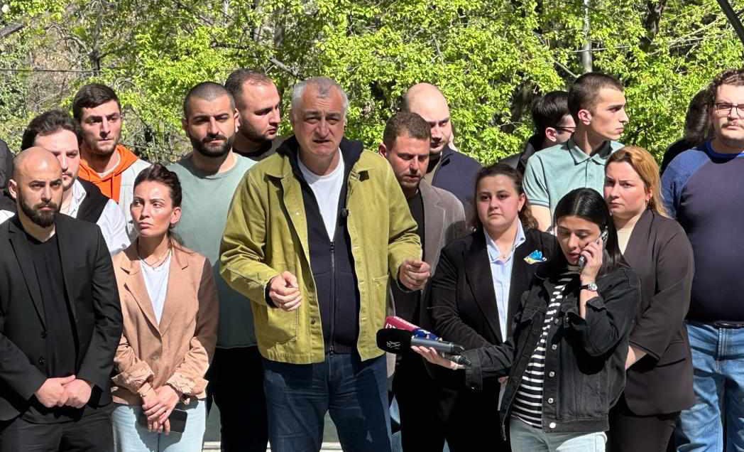 მამუკა ხაზარაძე - ლაზარეს დაშინებით ხელისუფლებას უნდა, რომ ახალგაზრდობა დააშინოს, მაგრამ ეს არ გამოვა, მათ ვერაფერი გააჩერებს - საქართველოში ვერ გავა დაშინება, საქართველოში ვერ გავა სასამართლო თუ პოლიტიკური ტერორი